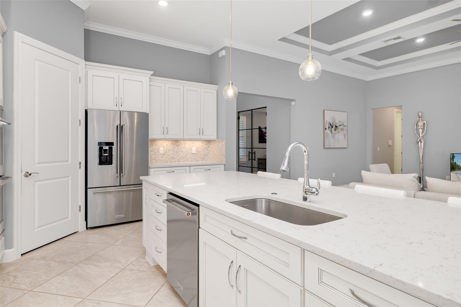 825 SEASCAPE PL, SARASOTA, FL, 34240