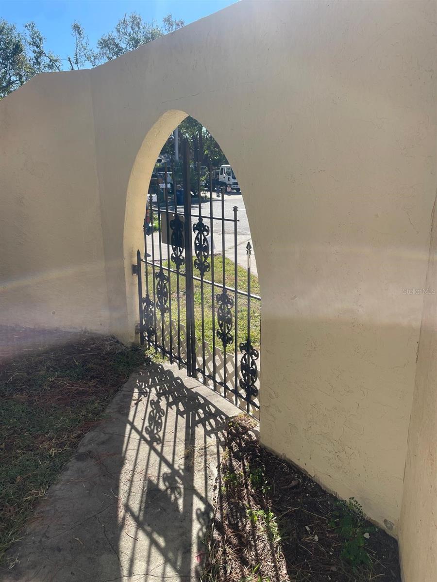 613 61ST AVENUE TER E #613, BRADENTON, FL, 34203