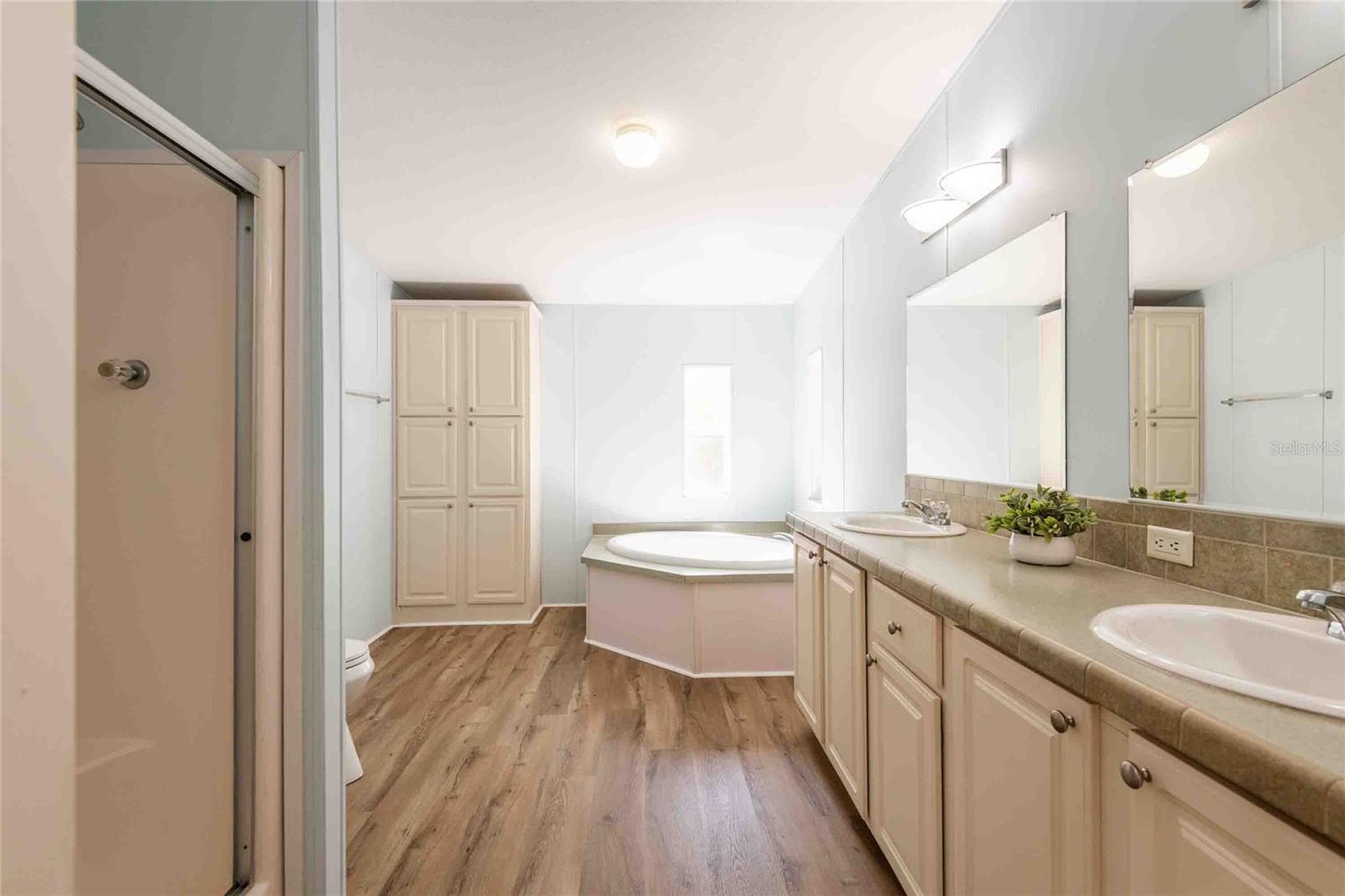 14221 HURRICANE DR, WEEKI WACHEE, FL, 34614