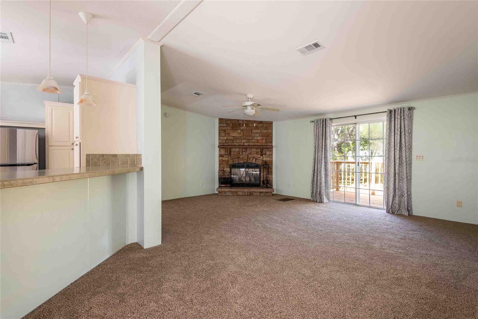 14221 HURRICANE DR, WEEKI WACHEE, FL, 34614