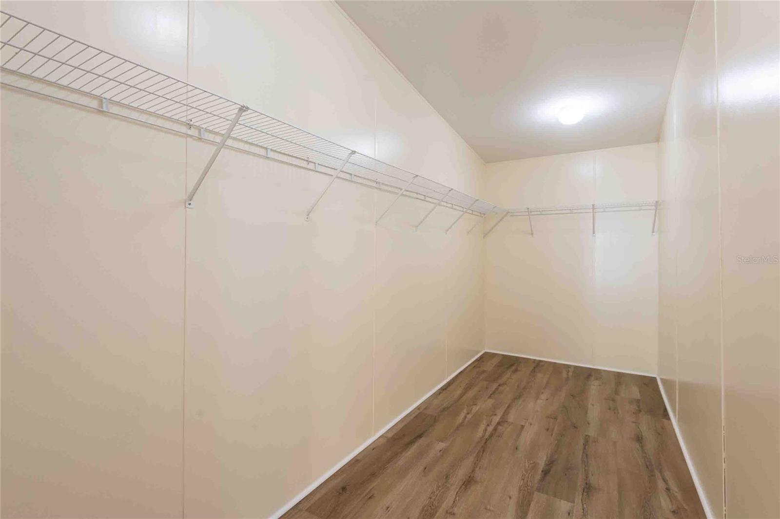 14221 HURRICANE DR, WEEKI WACHEE, FL, 34614