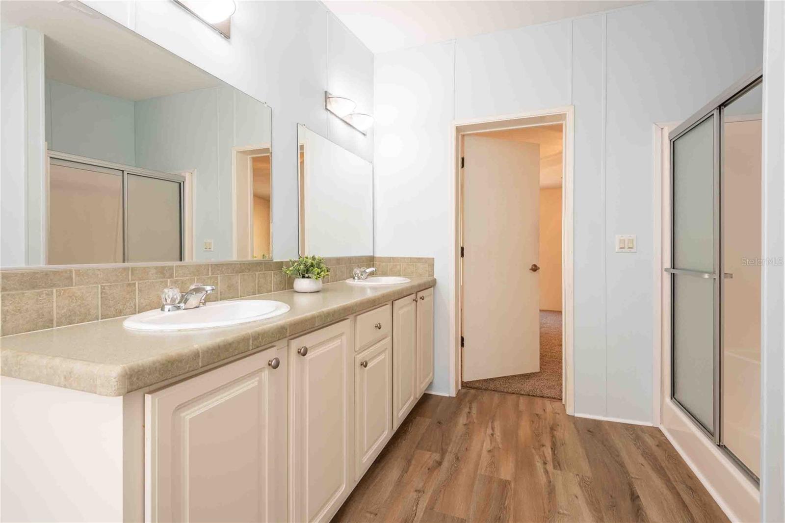 14221 HURRICANE DR, WEEKI WACHEE, FL, 34614