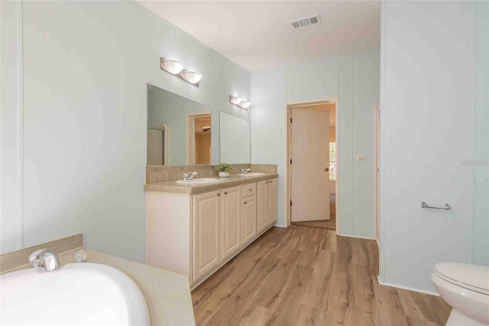14221 HURRICANE DR, WEEKI WACHEE, FL, 34614