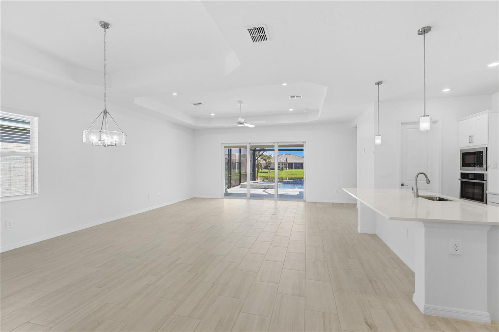 19156 CHERRYSTONE WAY, LAKEWOOD RANCH, FL, 34211