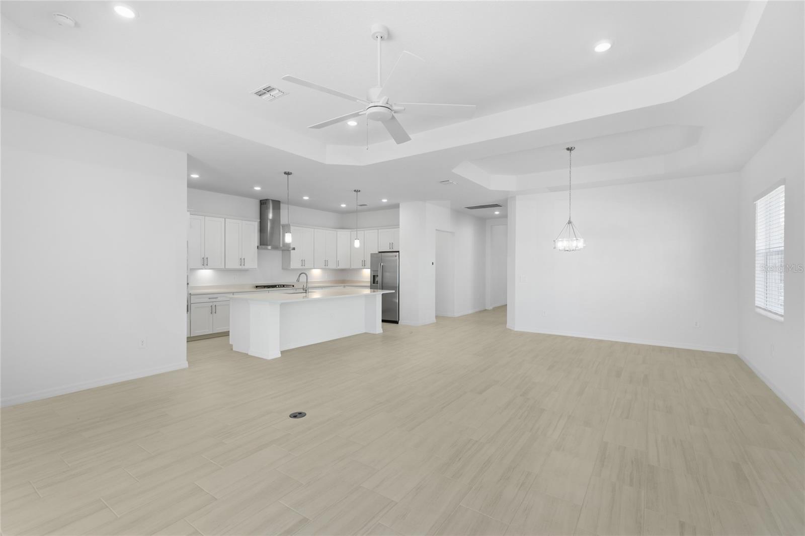 19156 CHERRYSTONE WAY, LAKEWOOD RANCH, FL, 34211