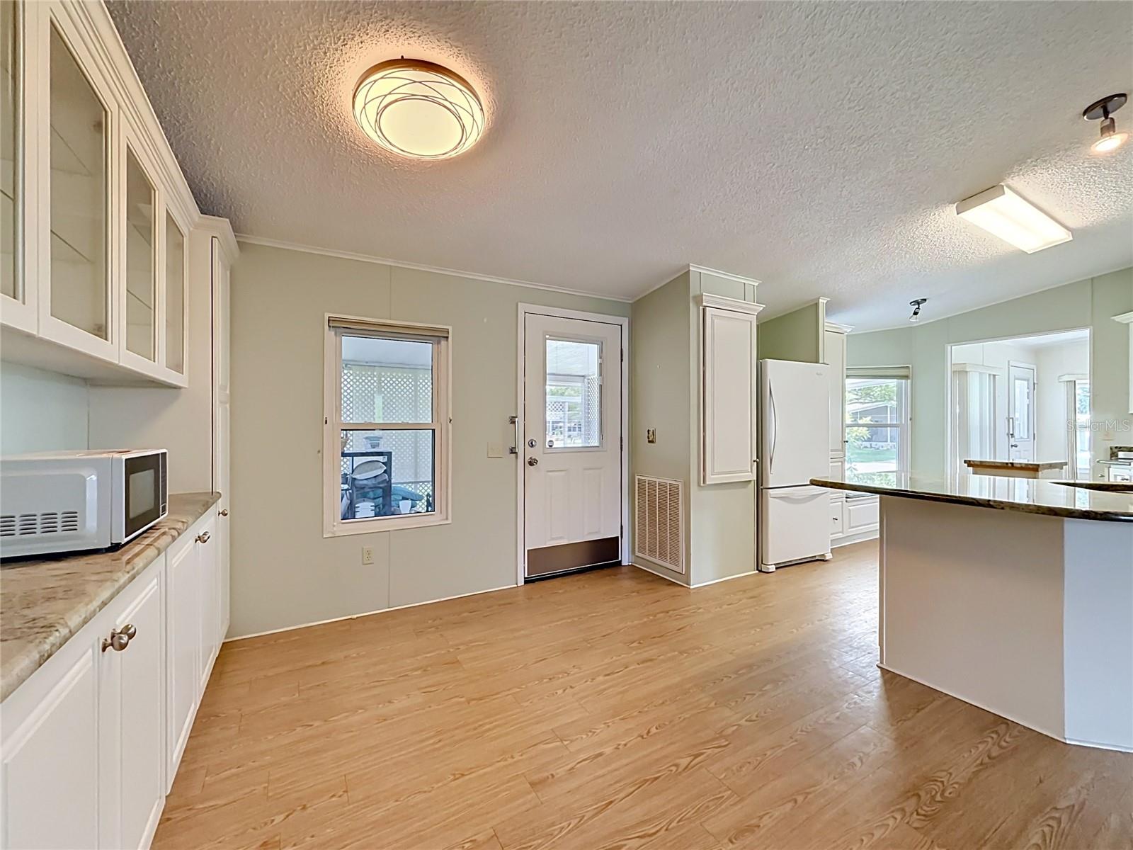 1666 ELKHART CIR, TAVARES, FL, 32778