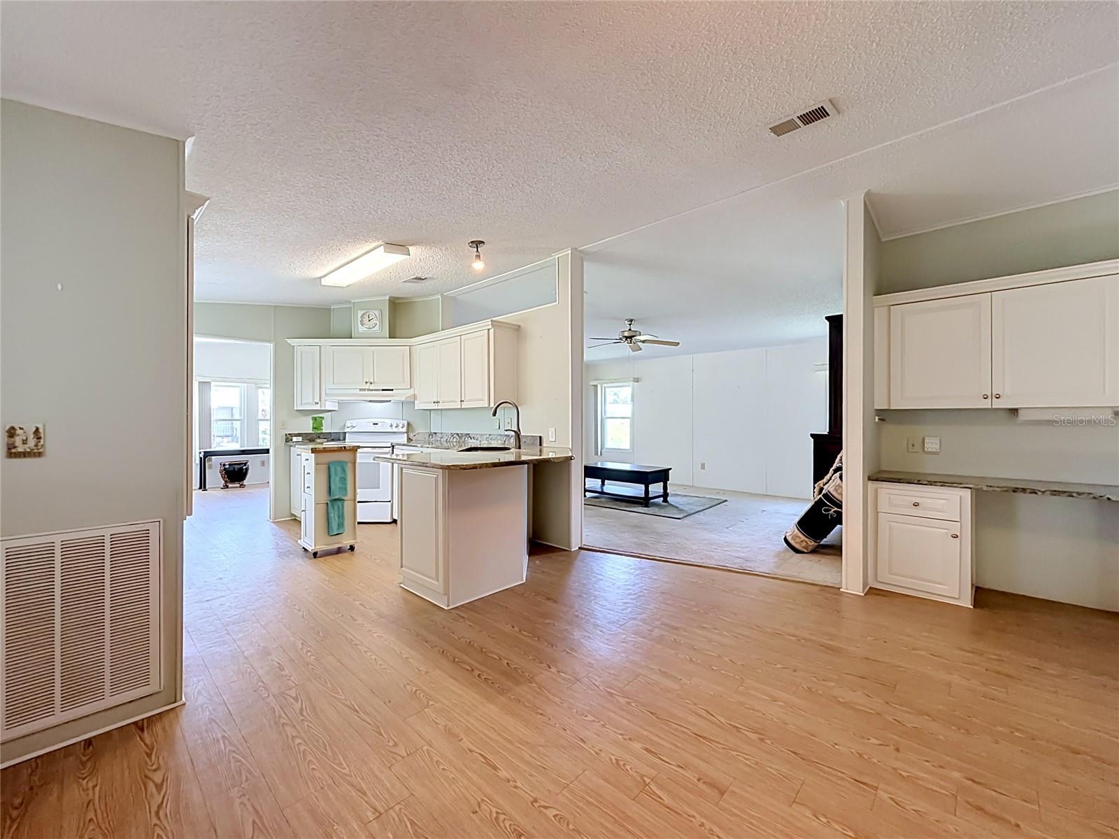 1666 ELKHART CIR, TAVARES, FL, 32778
