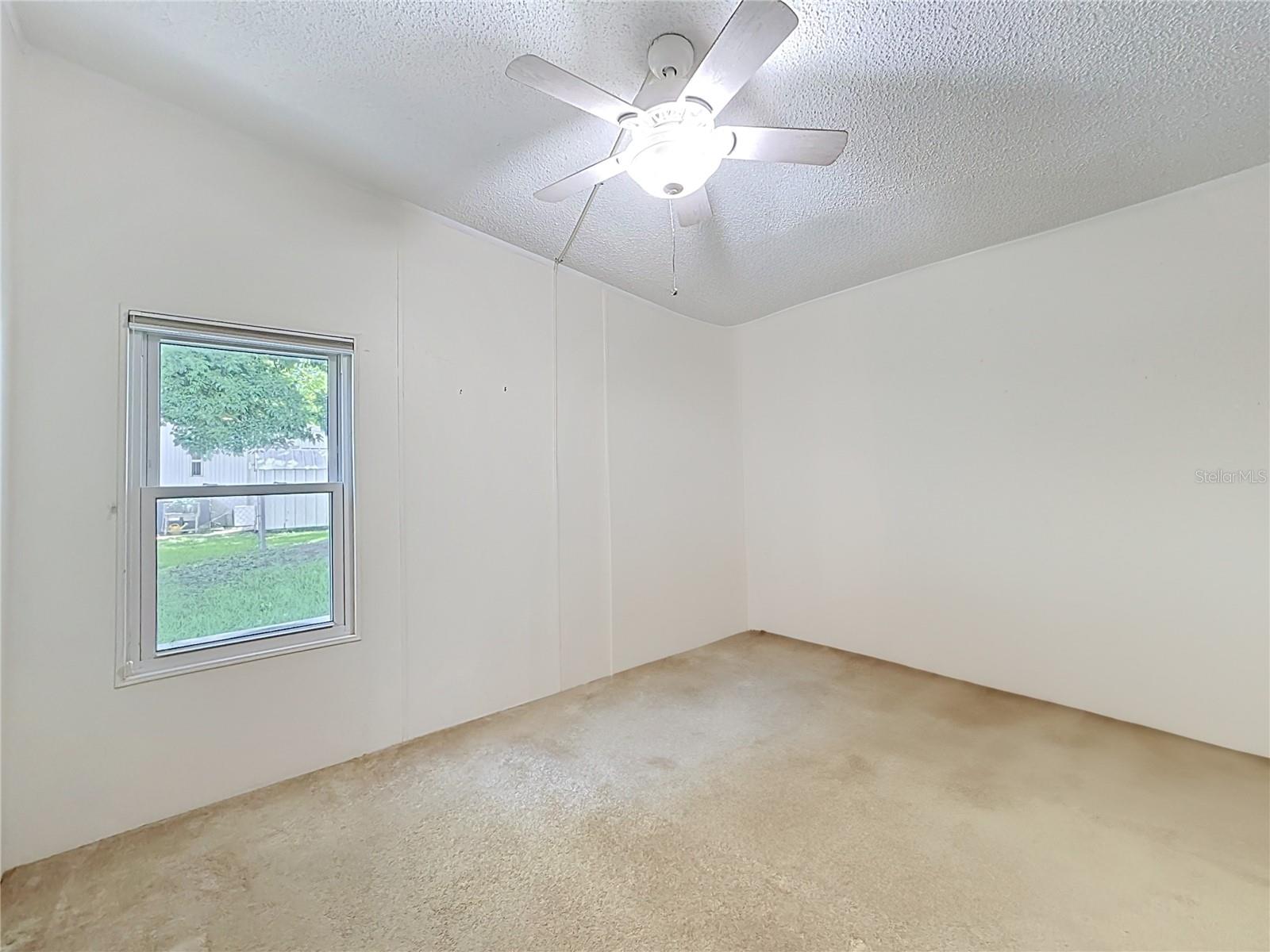 1666 ELKHART CIR, TAVARES, FL, 32778