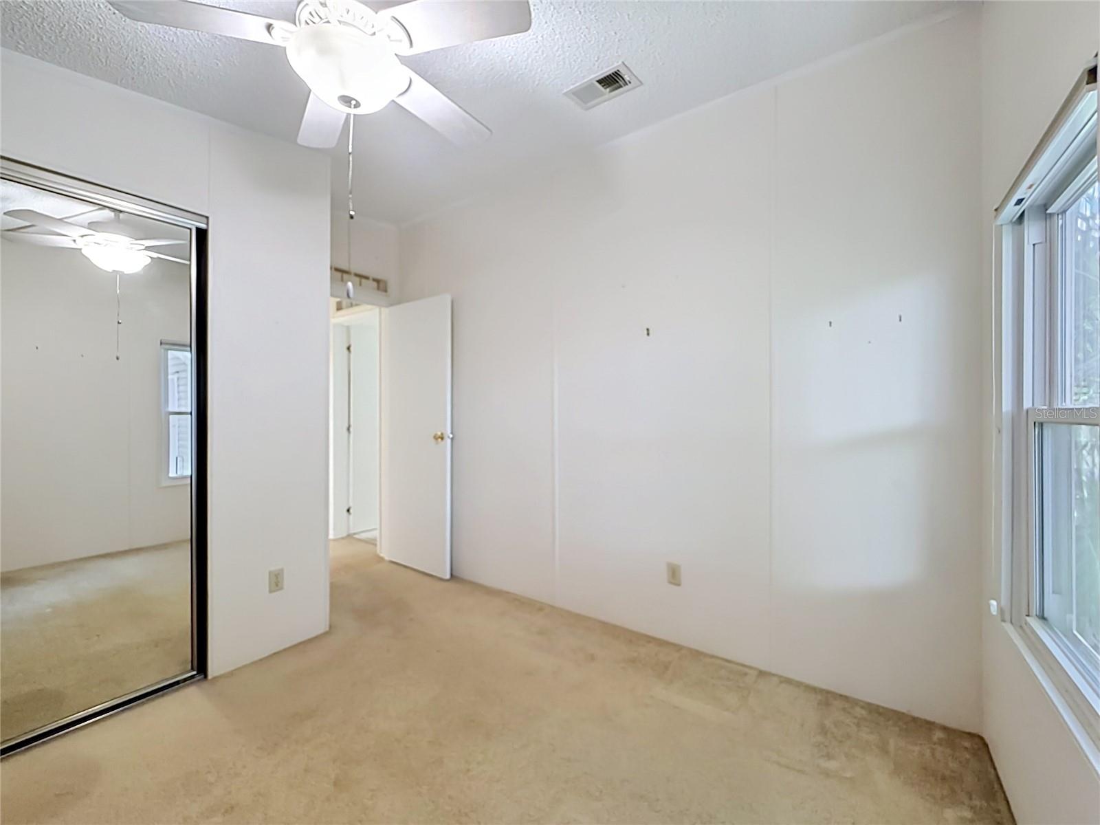 1666 ELKHART CIR, TAVARES, FL, 32778