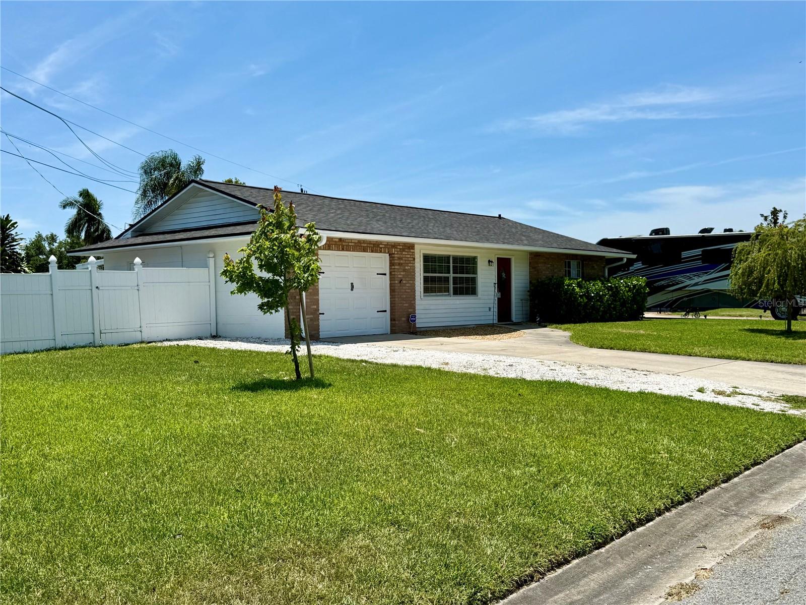 3607 CAMBRIDGE DR W, BRADENTON, FL, 34205