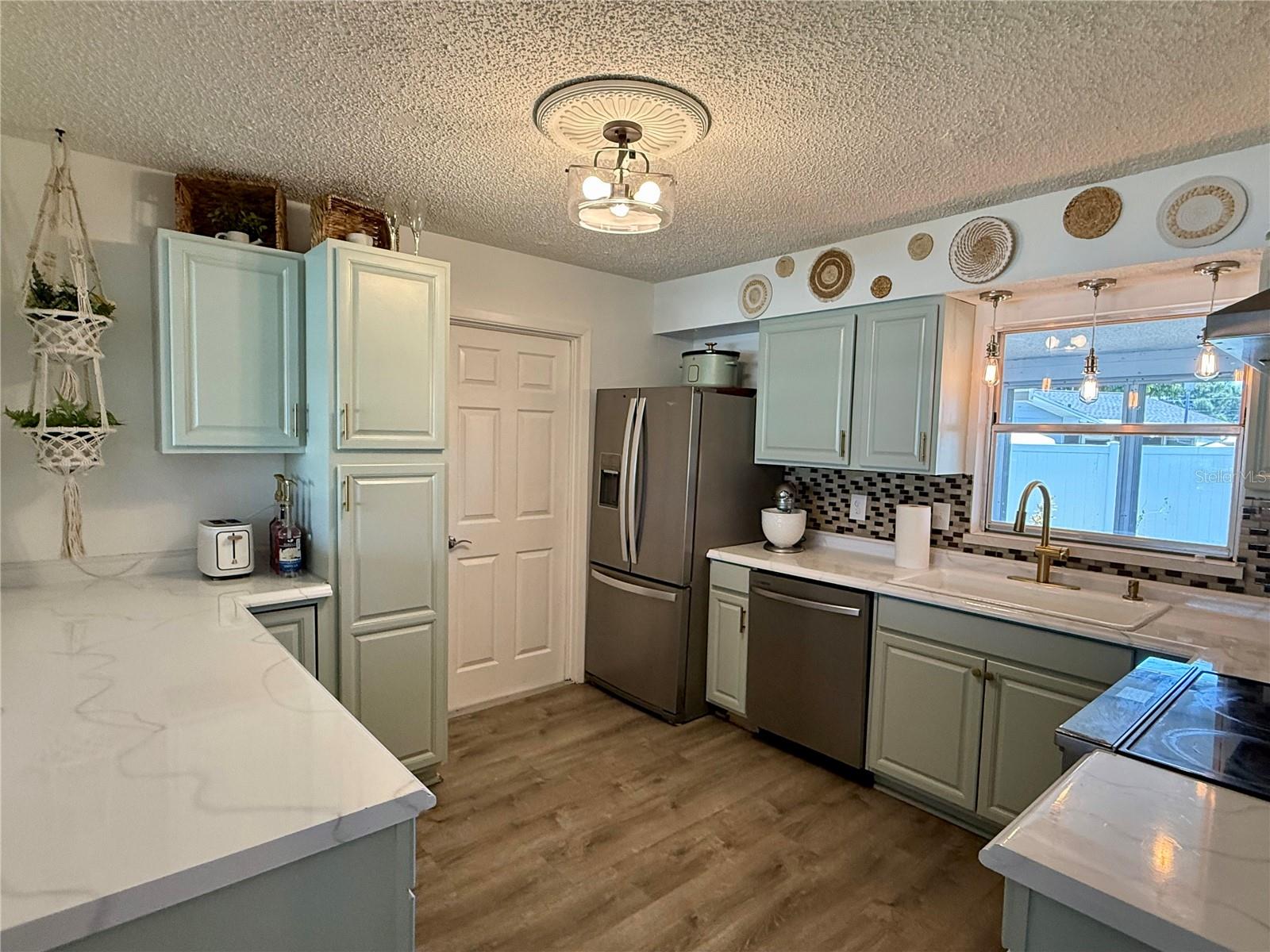 3607 CAMBRIDGE DR W, BRADENTON, FL, 34205