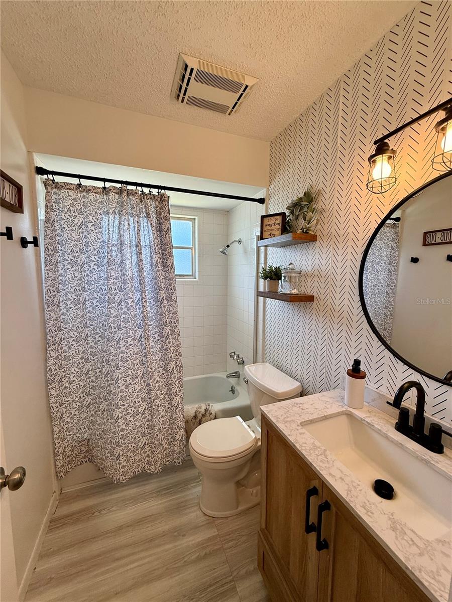 3607 CAMBRIDGE DR W, BRADENTON, FL, 34205