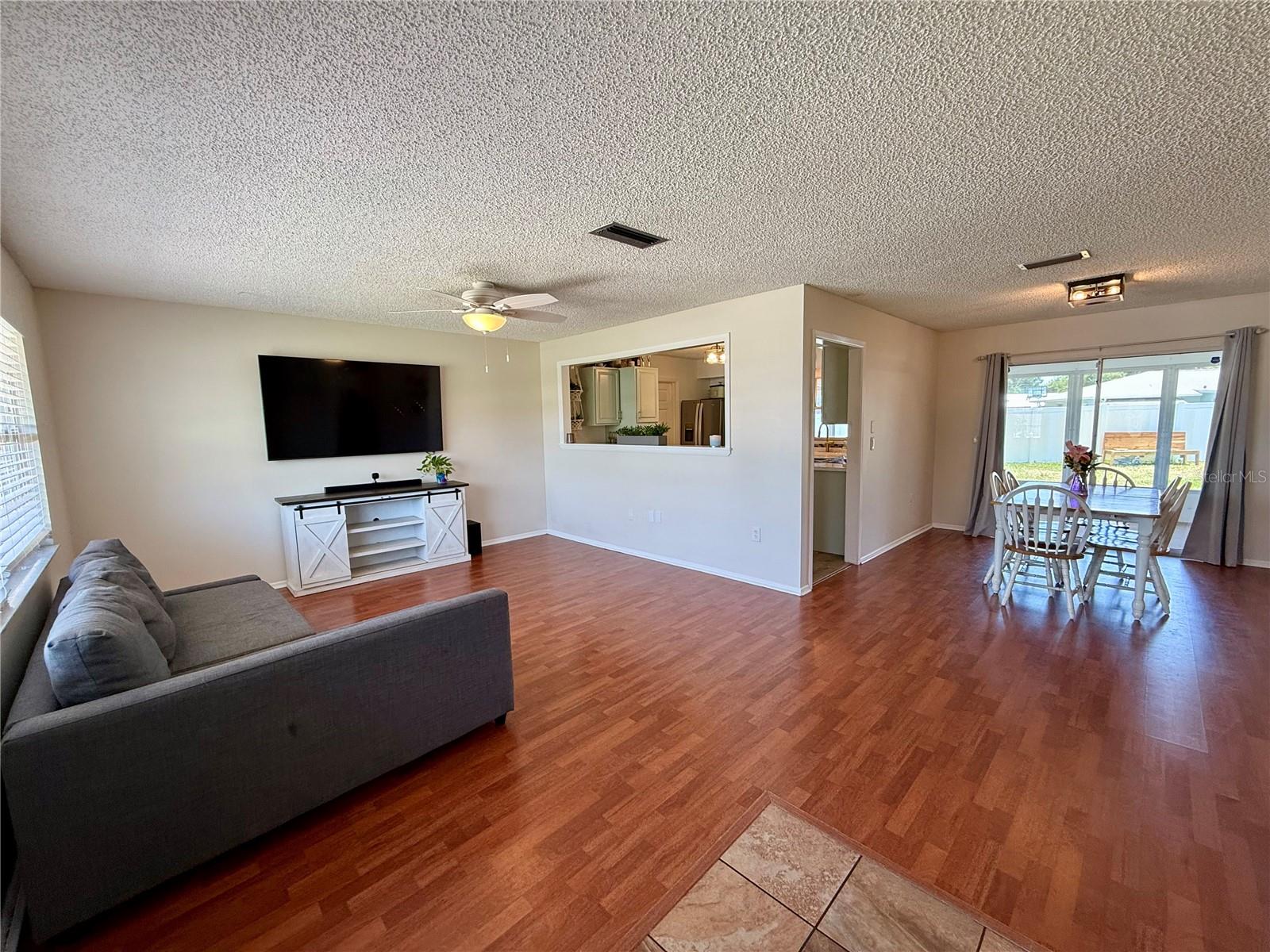3607 CAMBRIDGE DR W, BRADENTON, FL, 34205