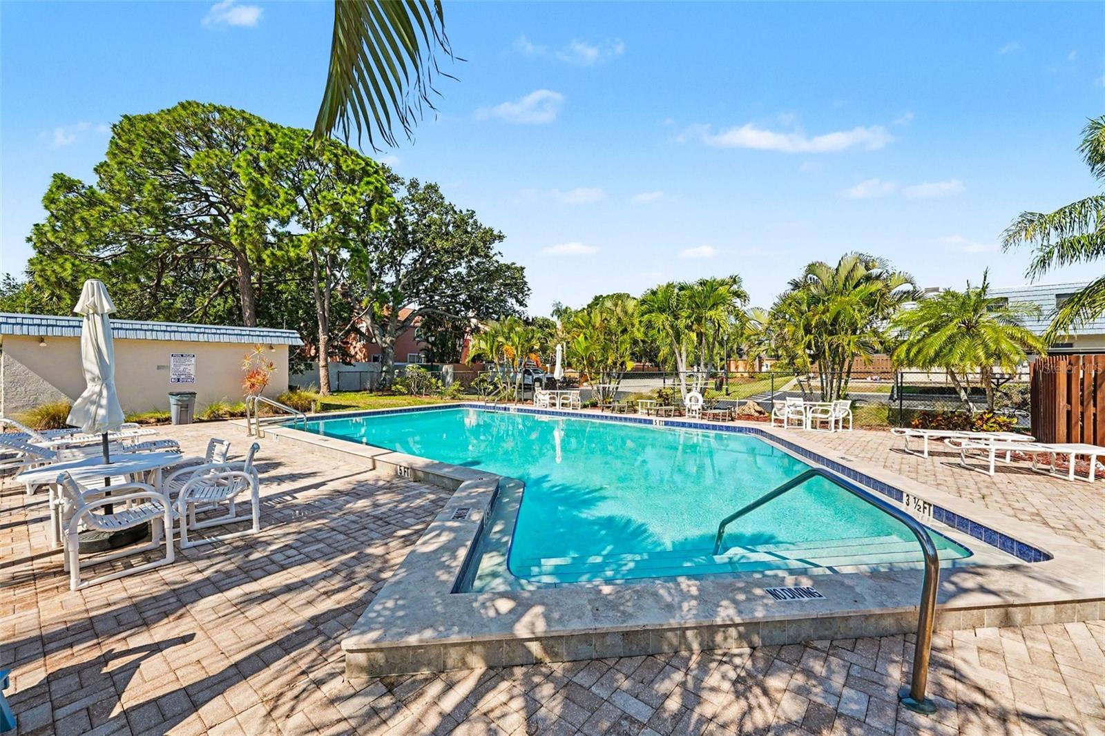 14521 CATALINA CIR, SEMINOLE, FL, 33776
