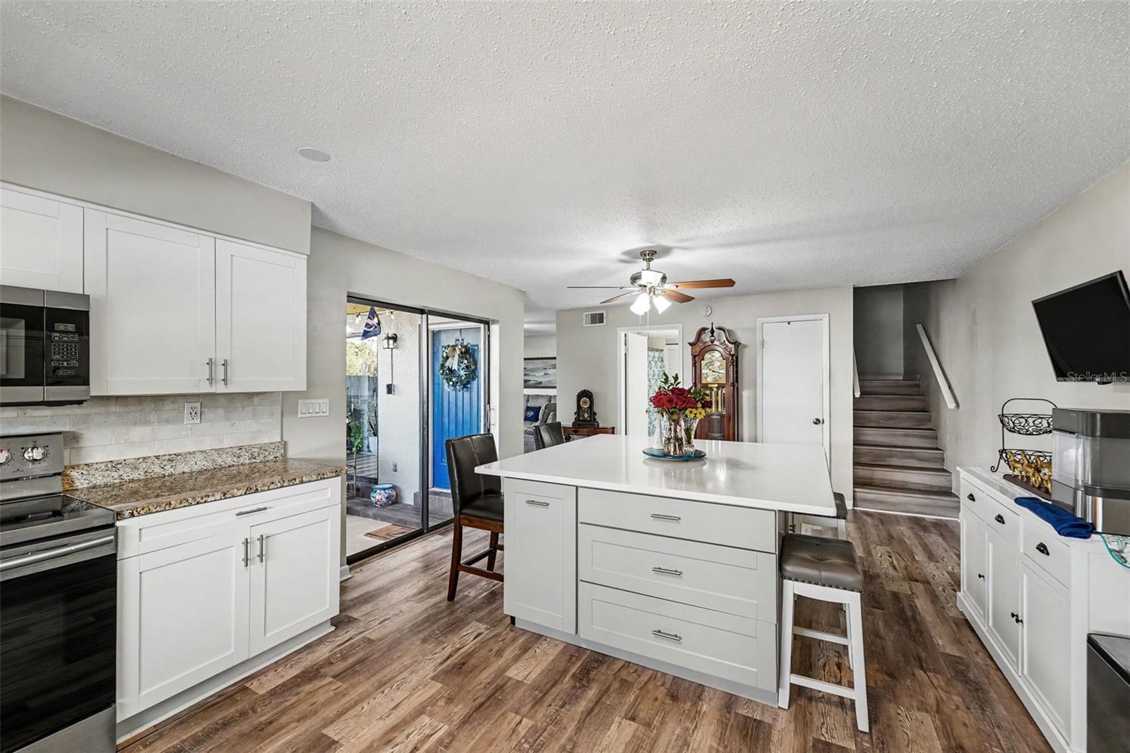 14521 CATALINA CIR, SEMINOLE, FL, 33776