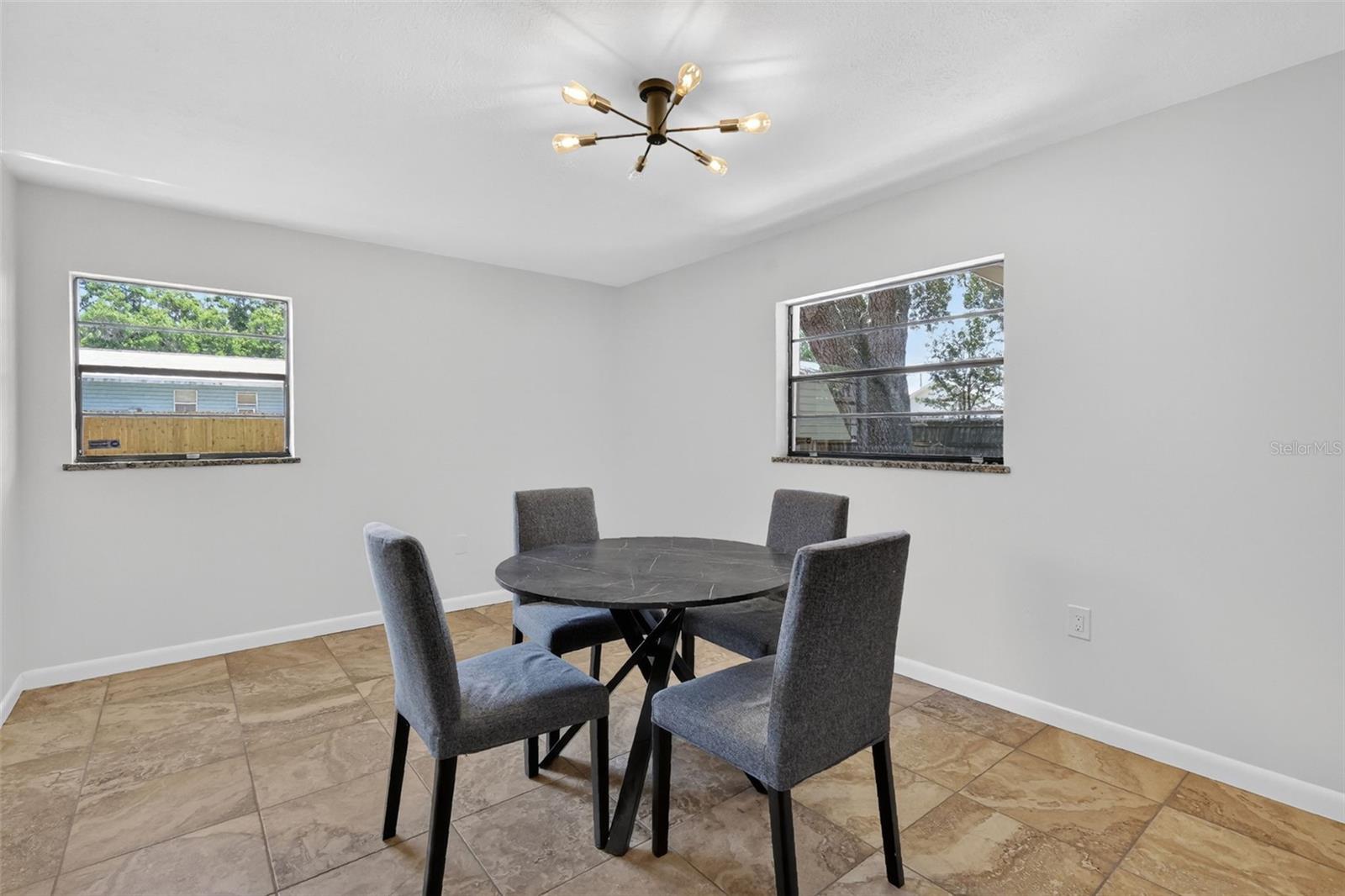 60 OUTLOOK ST, UMATILLA, FL, 32784