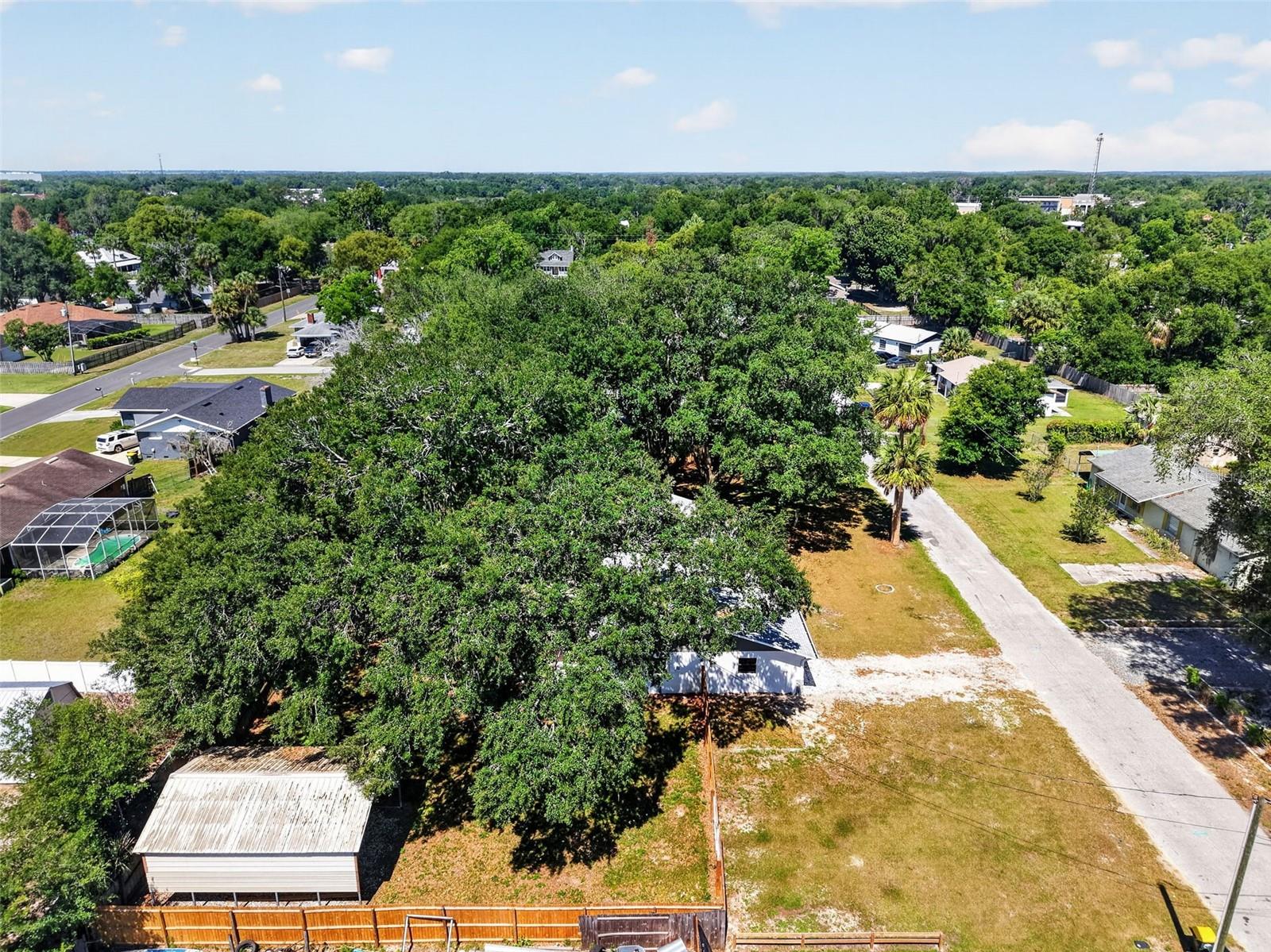 60 OUTLOOK ST, UMATILLA, FL, 32784