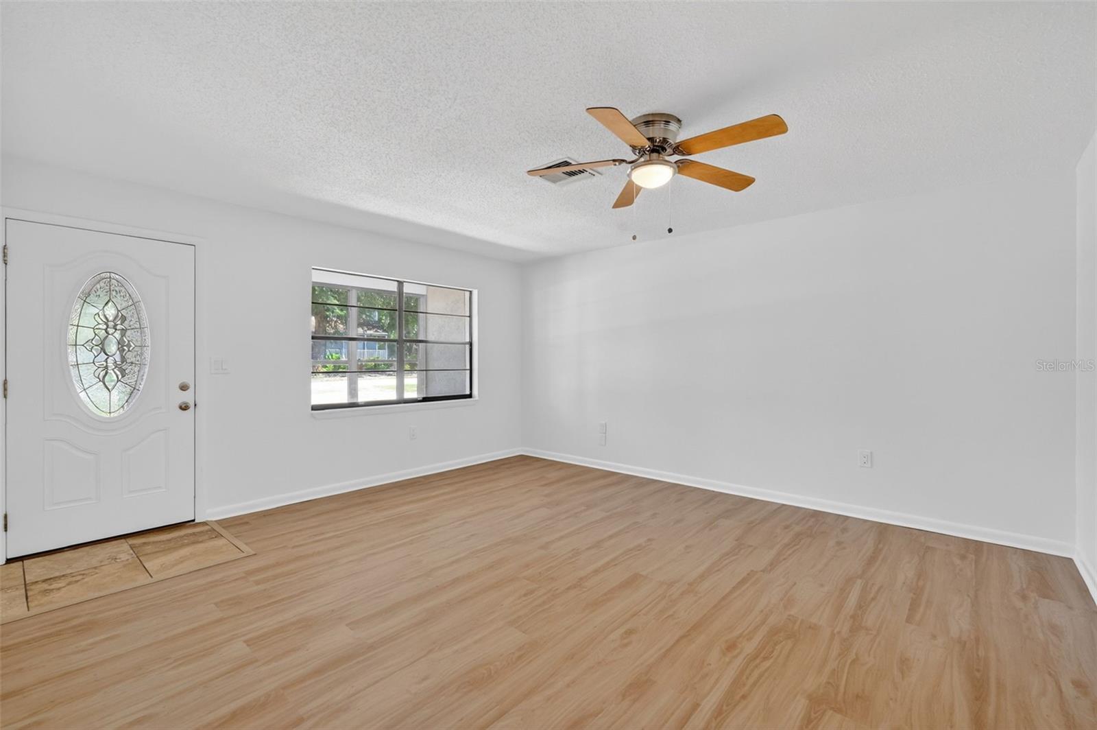 60 OUTLOOK ST, UMATILLA, FL, 32784