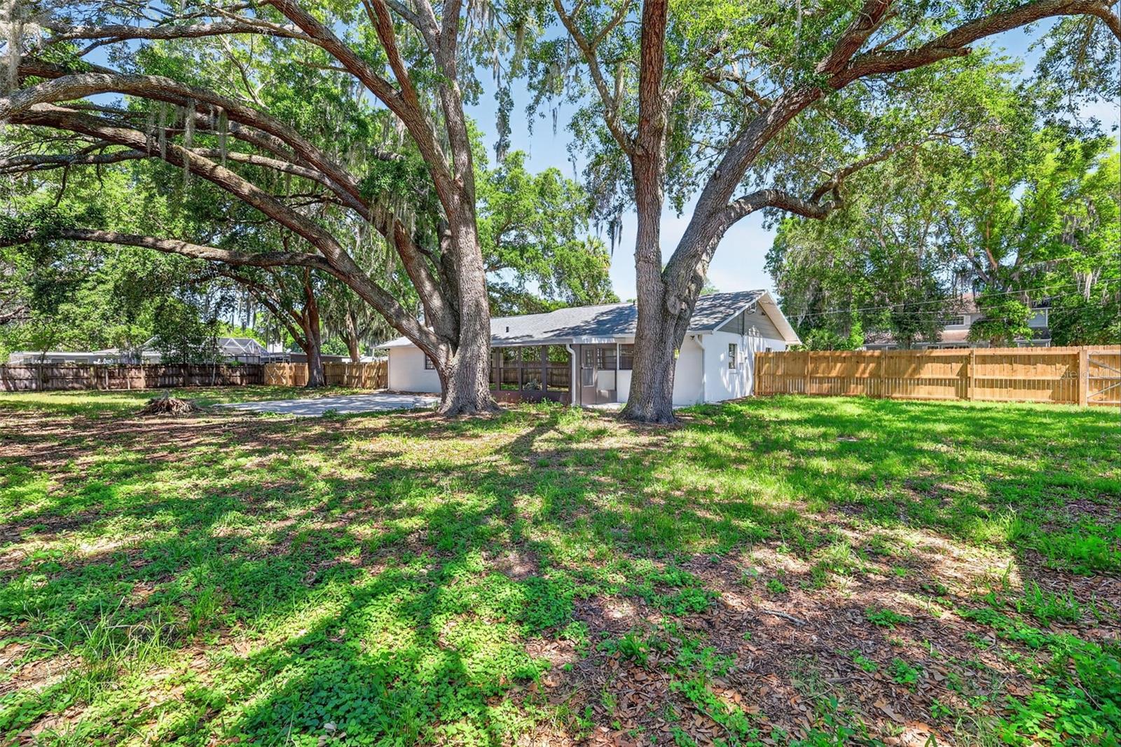 60 OUTLOOK ST, UMATILLA, FL, 32784