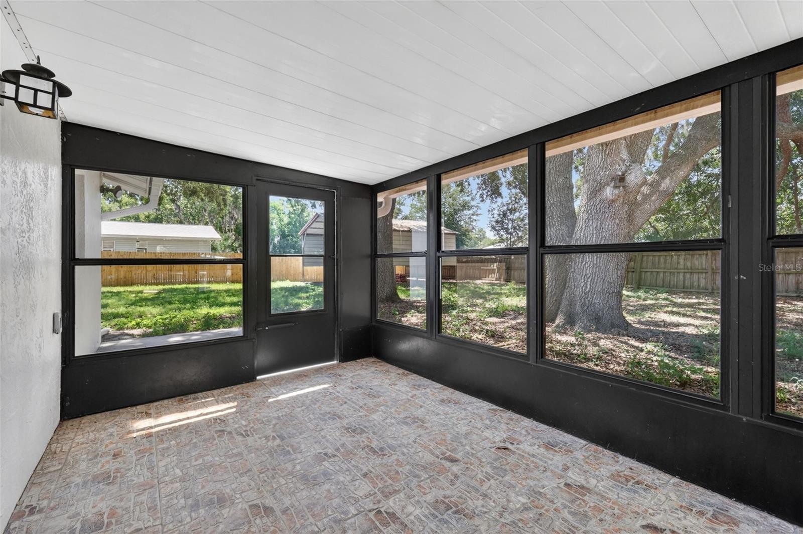60 OUTLOOK ST, UMATILLA, FL, 32784