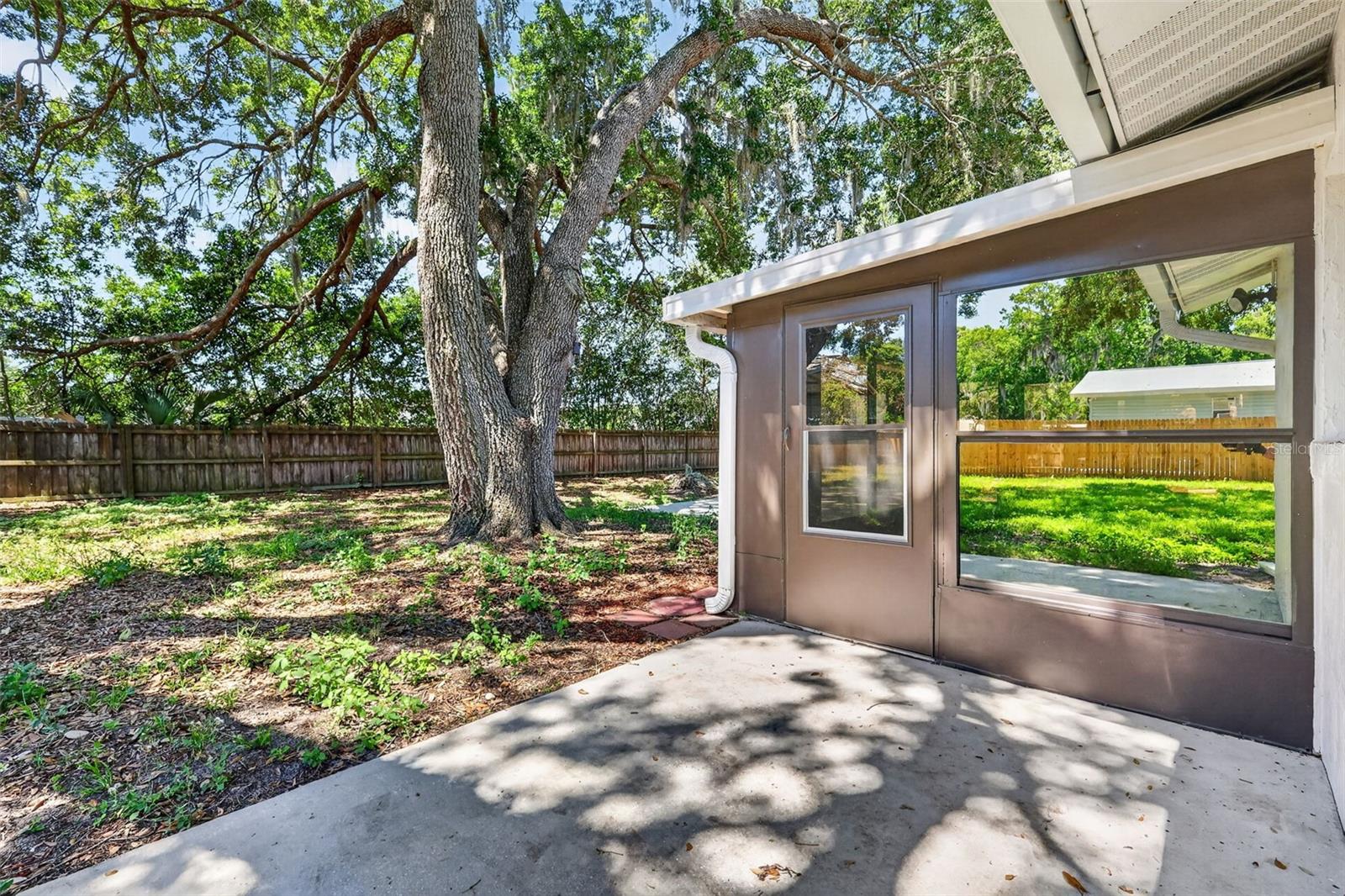 60 OUTLOOK ST, UMATILLA, FL, 32784