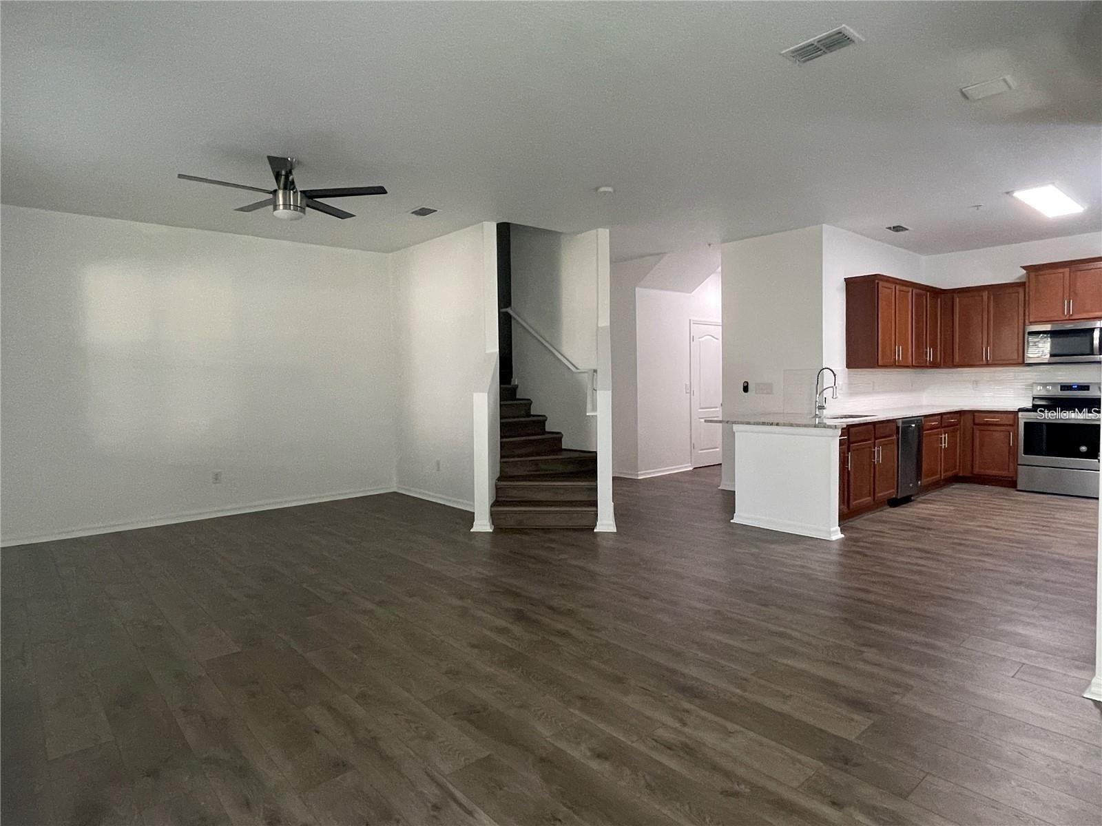 3723 SENECA CLUB LOOP #31-102, ORLANDO, FL, 32808