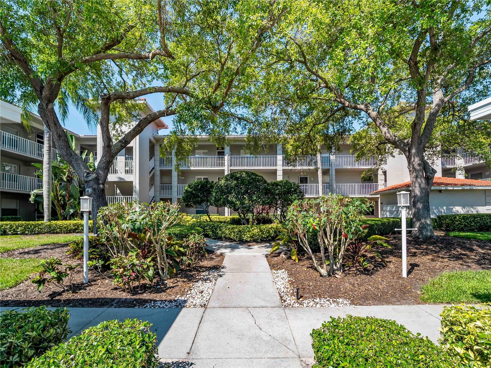 9330 CLUBSIDE CIR #3207, SARASOTA, FL, 34238