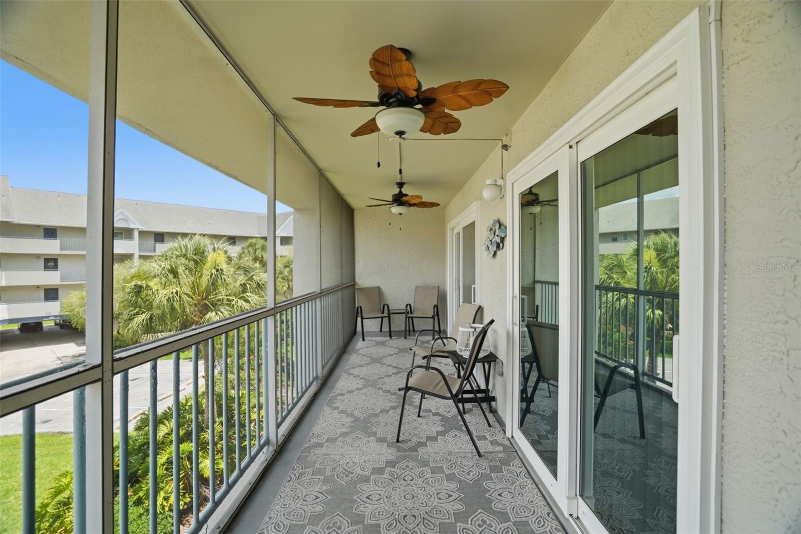 5557 SEA FOREST DR #215, NEW PORT RICHEY, FL, 34652