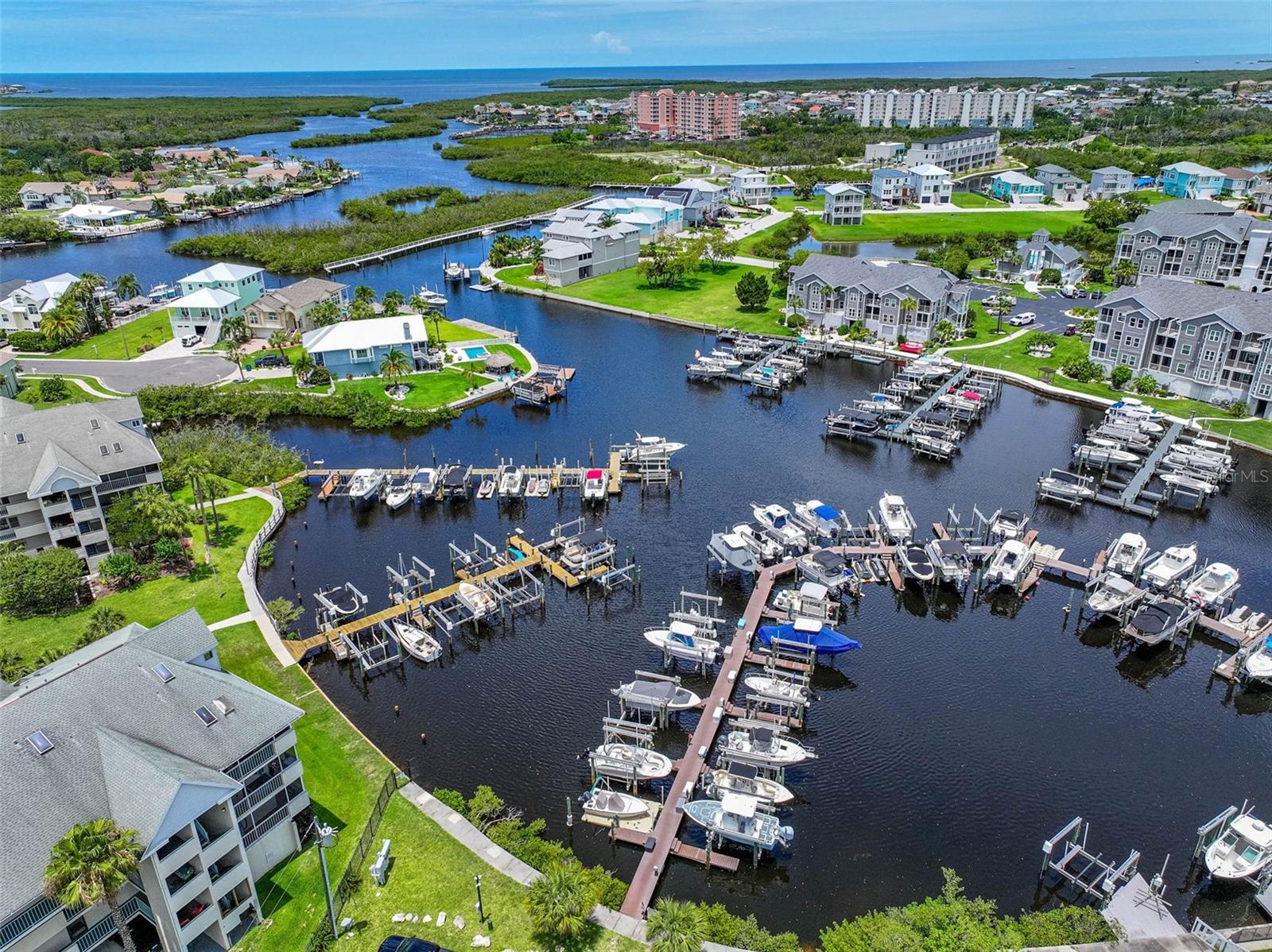 5557 SEA FOREST DR #215, NEW PORT RICHEY, FL, 34652