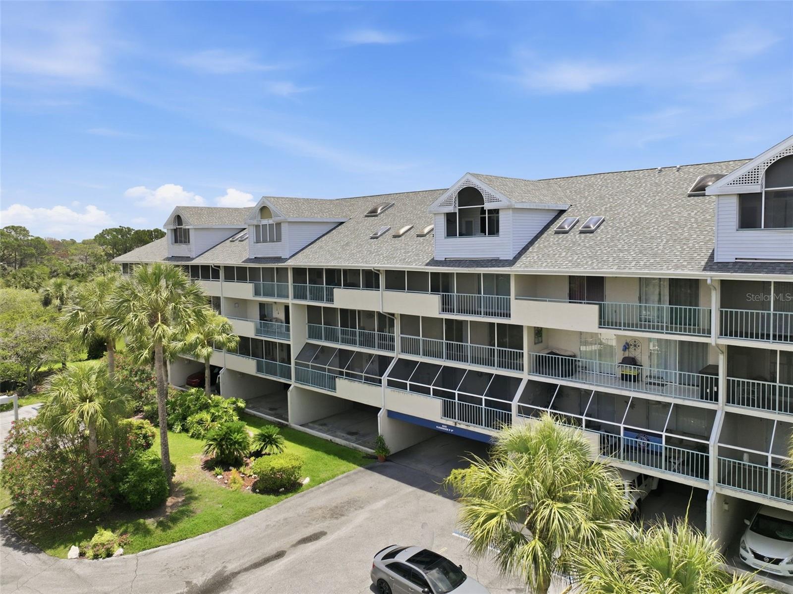 5557 SEA FOREST DR #215, NEW PORT RICHEY, FL, 34652