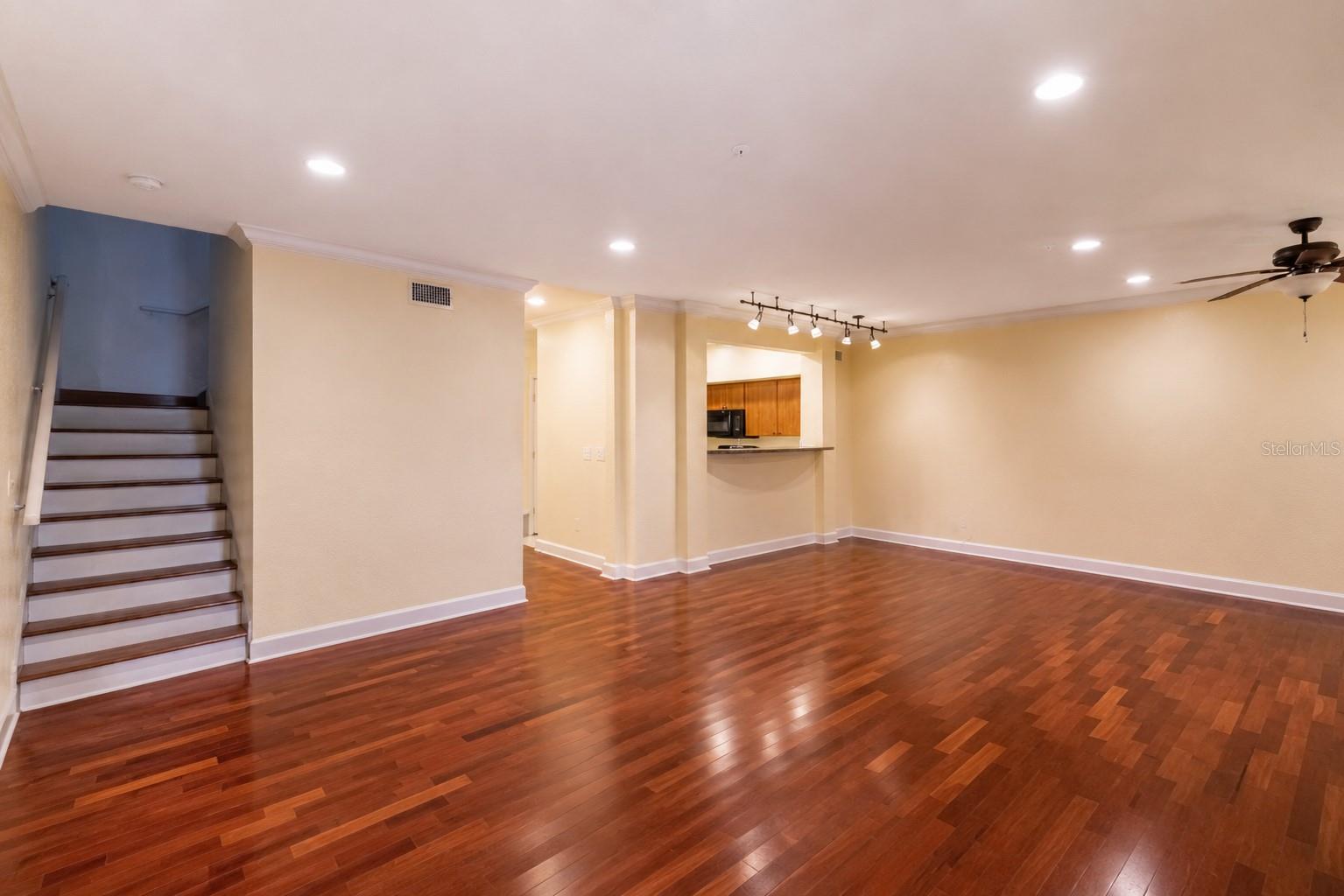 202 E SOUTH ST #1044, ORLANDO, FL, 32801