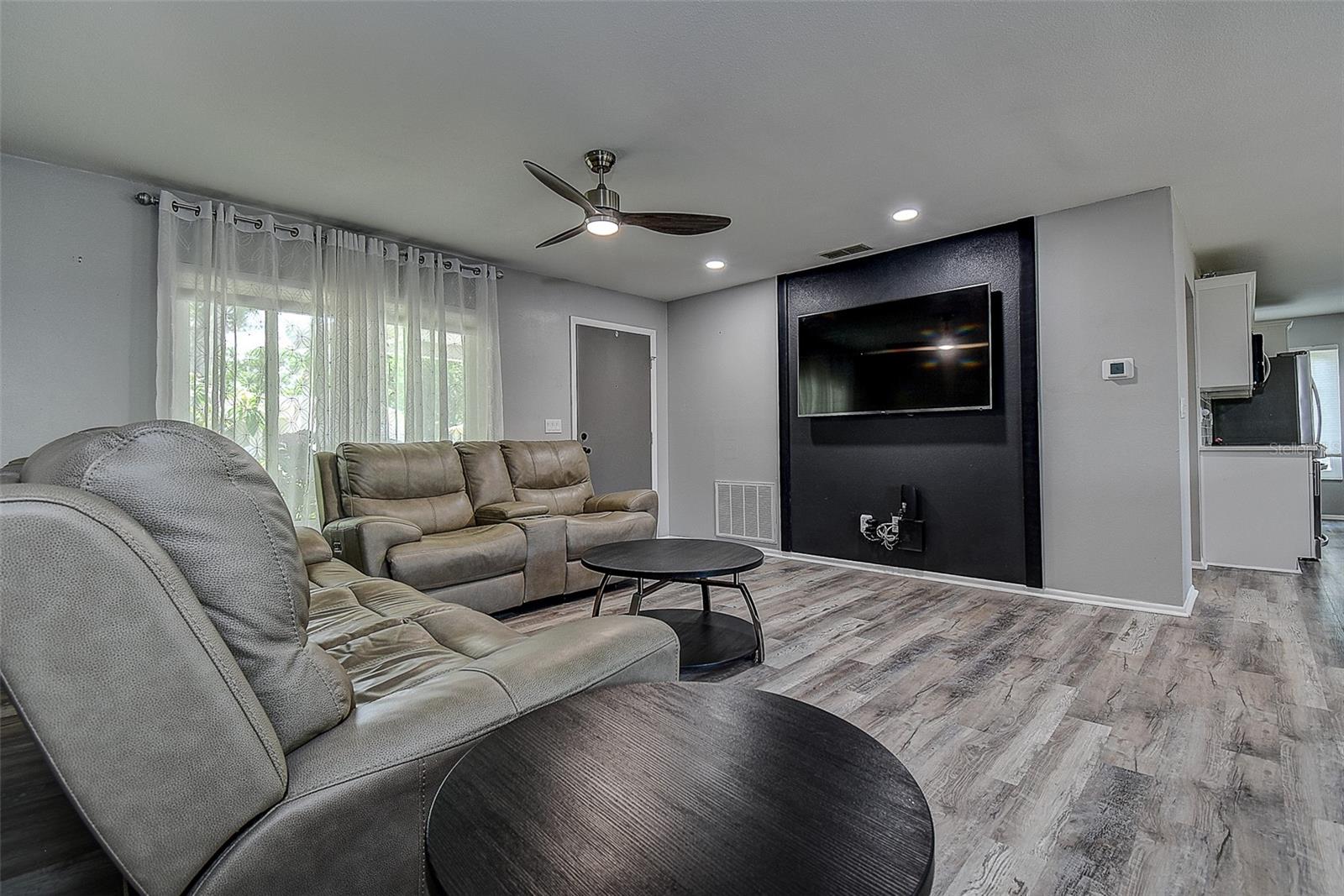 2481 MALCOLM DR, PALM HARBOR, FL, 34684