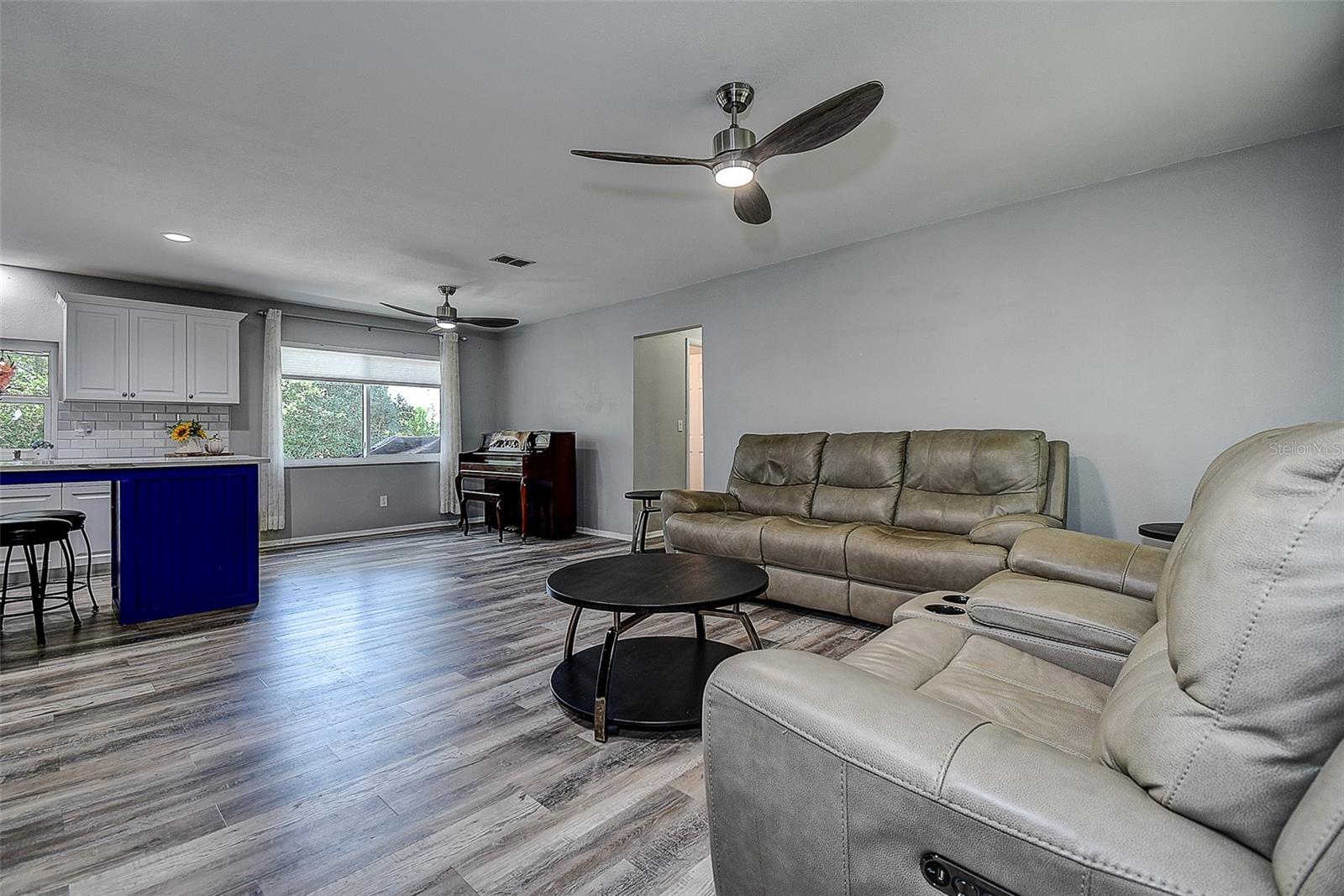 2481 MALCOLM DR, PALM HARBOR, FL, 34684
