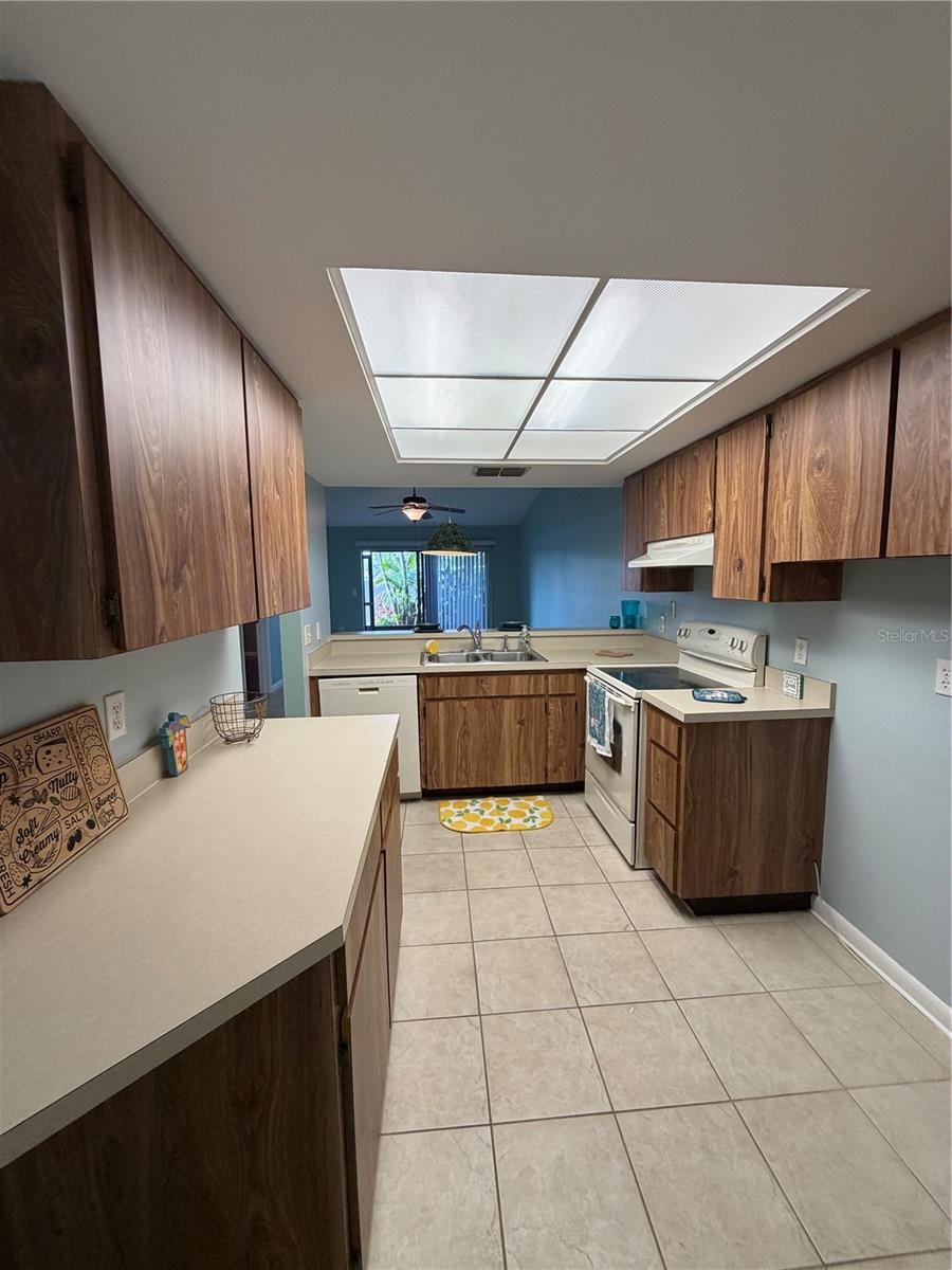 2131 RIDGE RD S #135, LARGO, FL, 33778