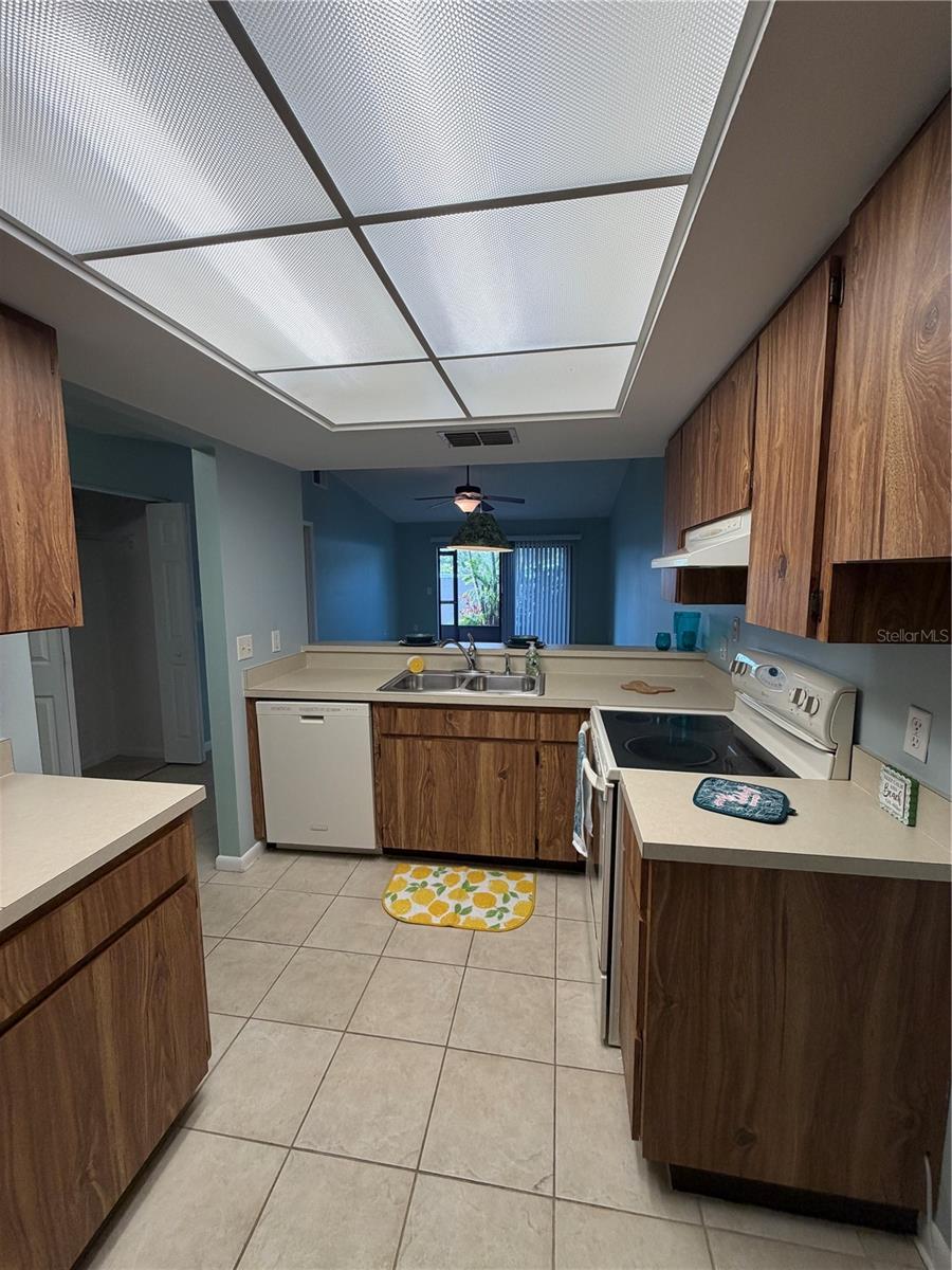2131 RIDGE RD S #135, LARGO, FL, 33778