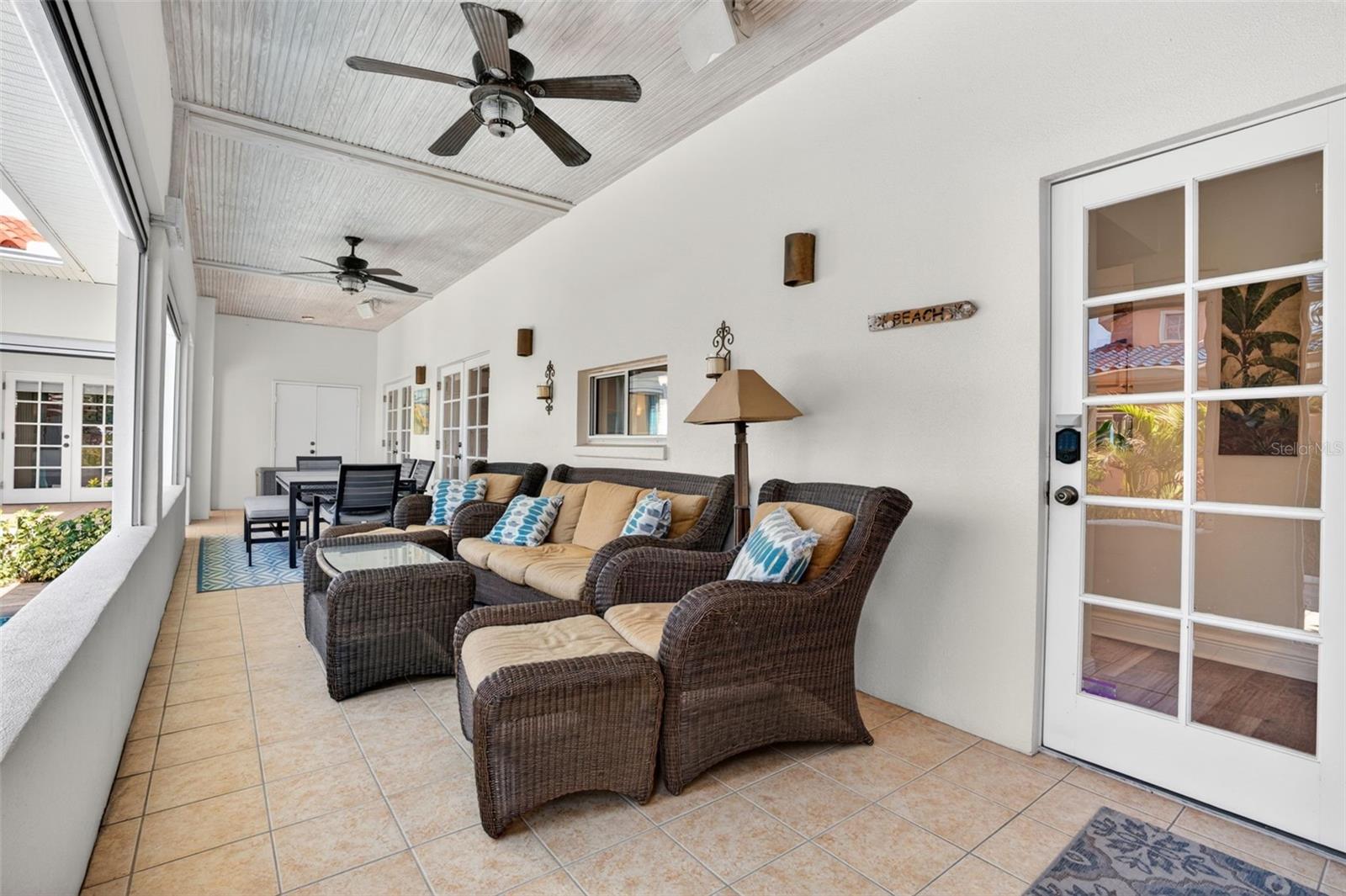 831 MANDALAY AVE, CLEARWATER BEACH, FL, 33767