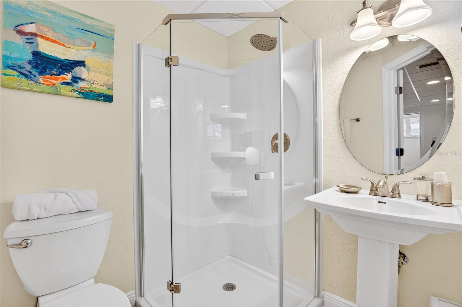 831 MANDALAY AVE, CLEARWATER BEACH, FL, 33767