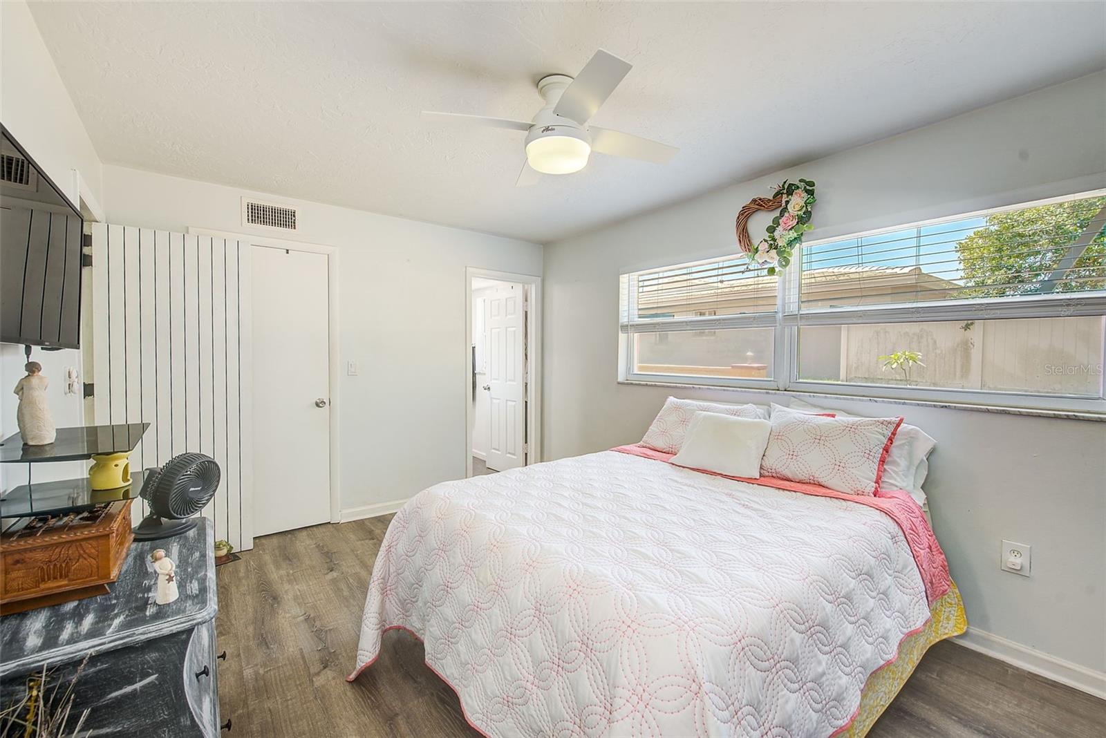 1300 S HERCULES AVE #1, CLEARWATER, FL, 33764