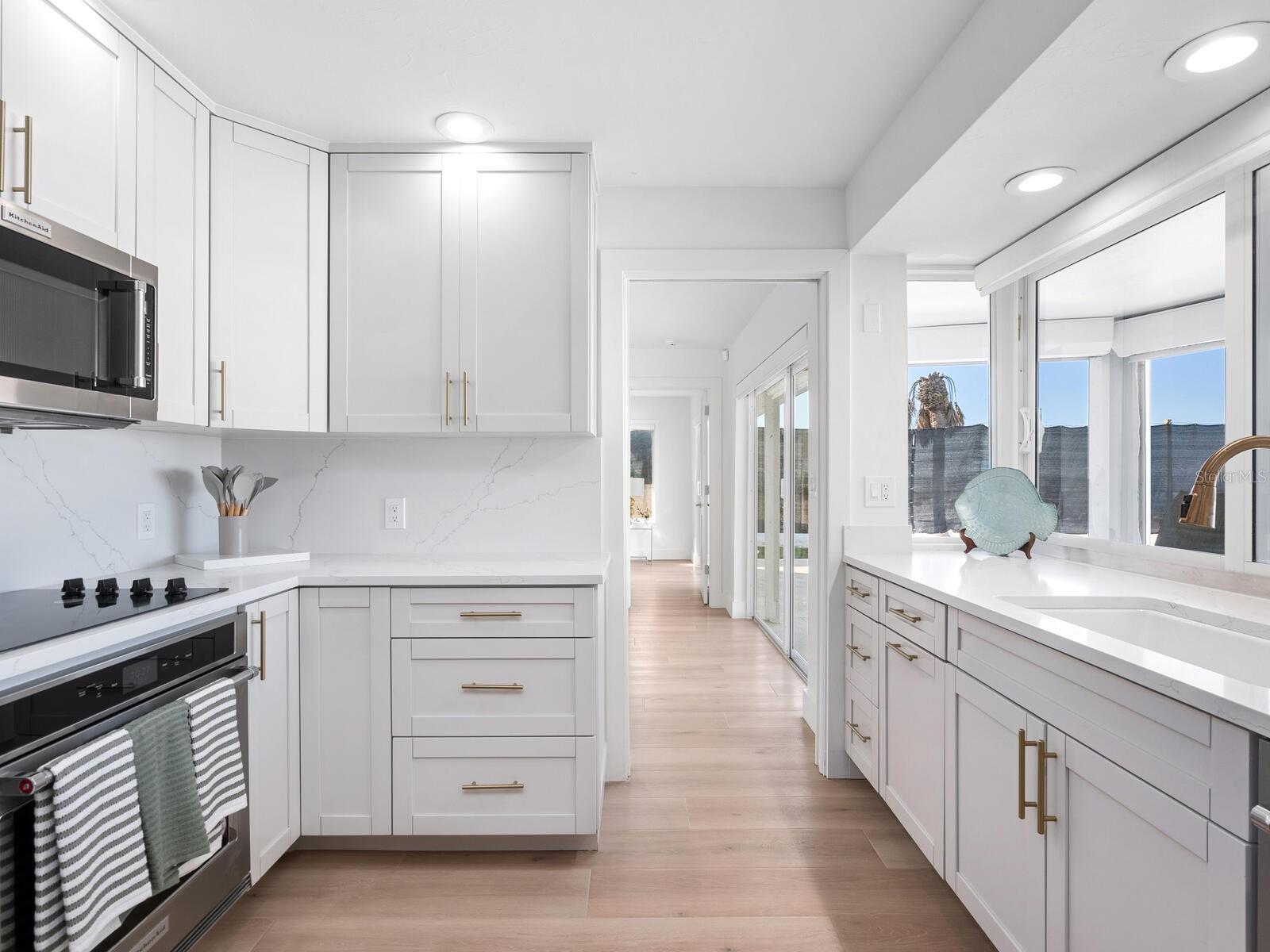 3743 CASEY KEY RD, NOKOMIS, FL, 34275