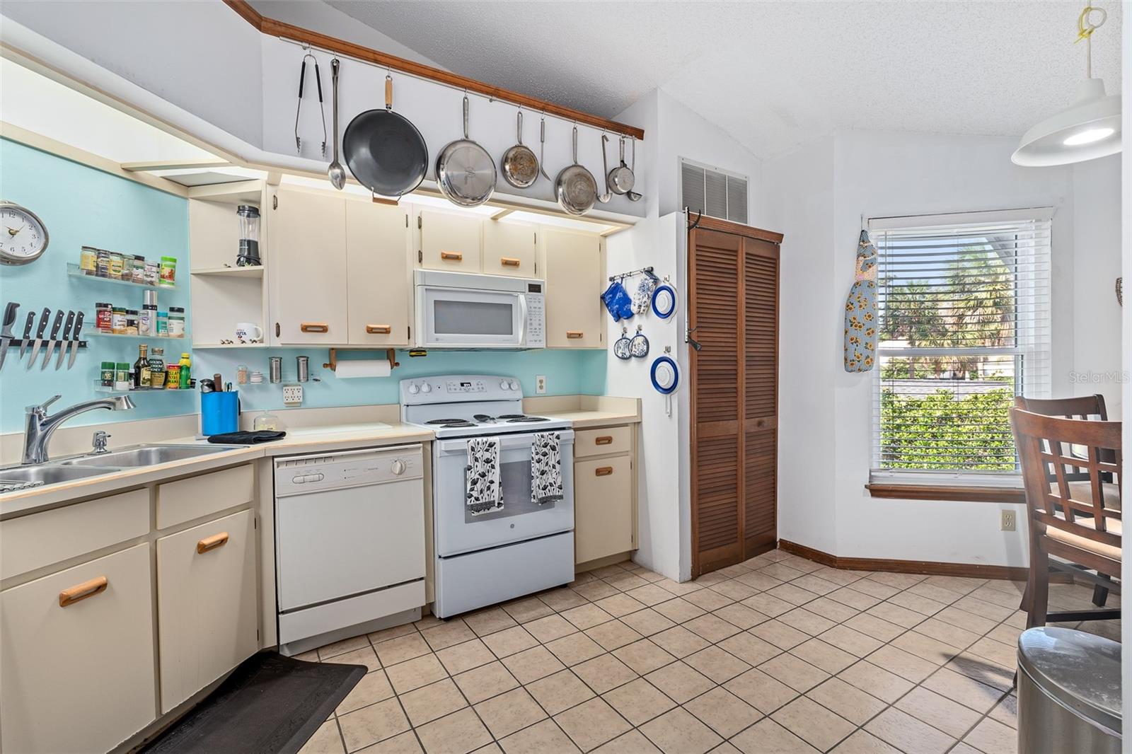 596 N NOVA RD #308, ORMOND BEACH, FL, 32174