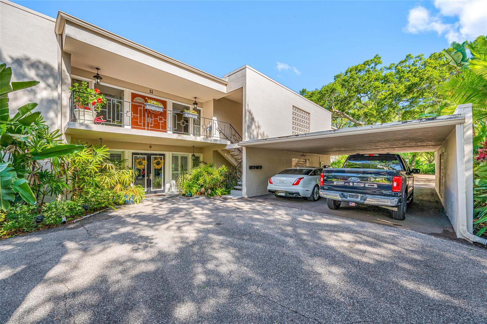 11 COUNTRY CLUB DR #11, LARGO, FL, 33771