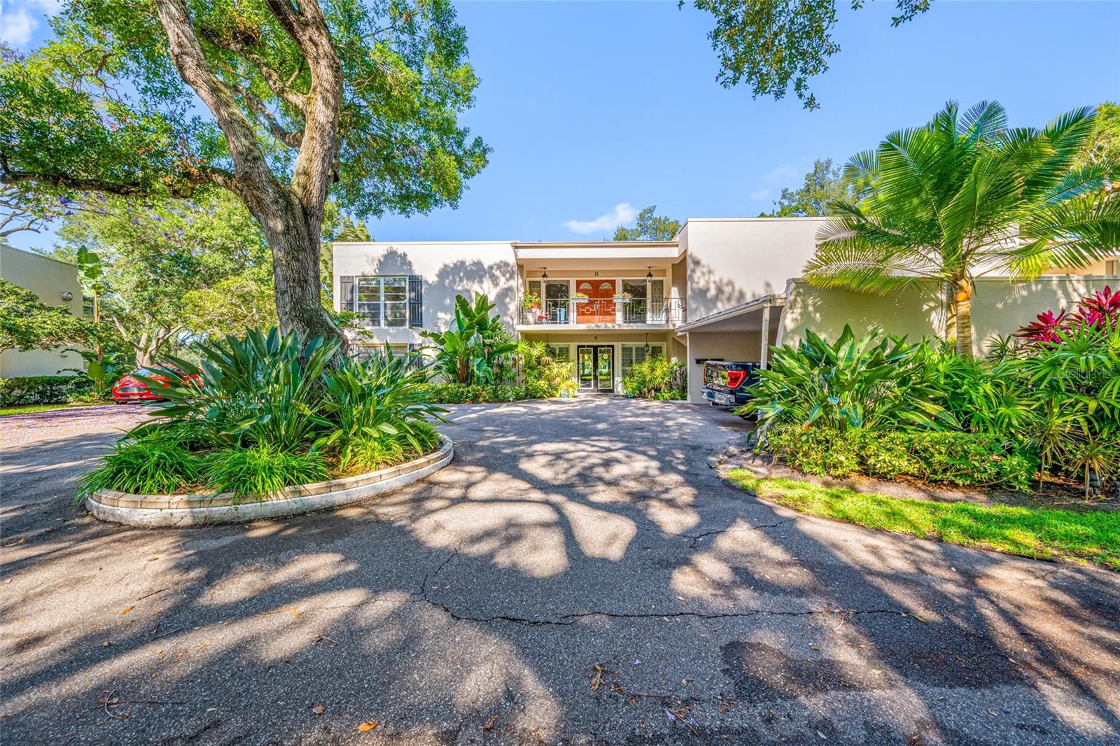 11 COUNTRY CLUB DR #11, LARGO, FL, 33771