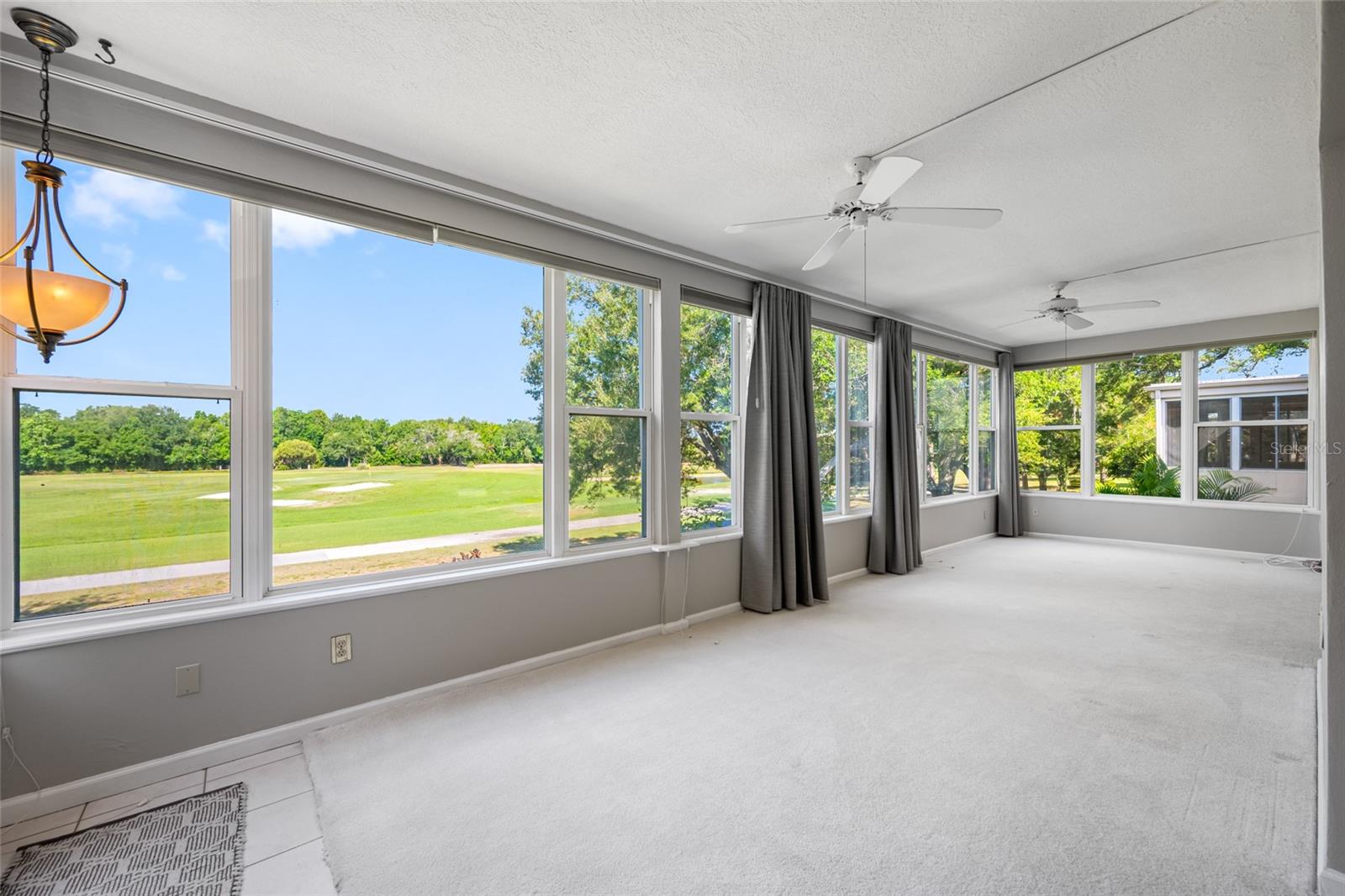 11 COUNTRY CLUB DR #11, LARGO, FL, 33771