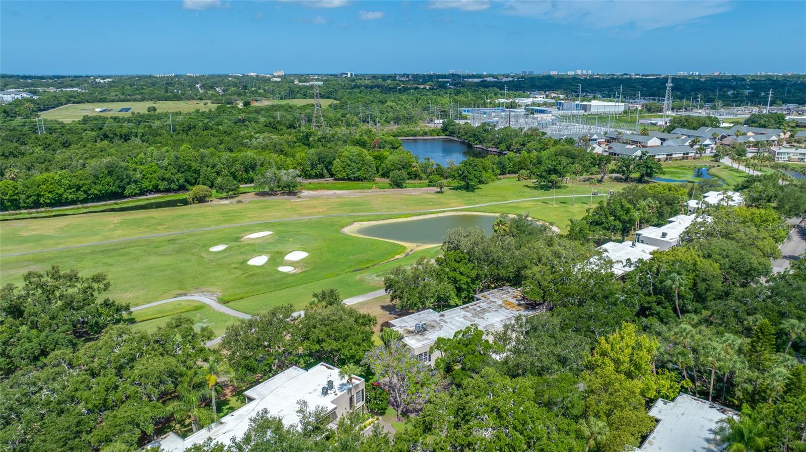 11 COUNTRY CLUB DR #11, LARGO, FL, 33771