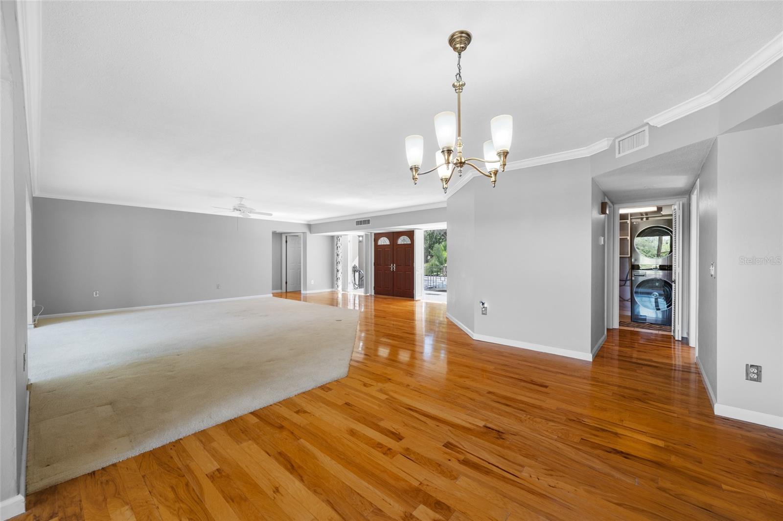 11 COUNTRY CLUB DR #11, LARGO, FL, 33771