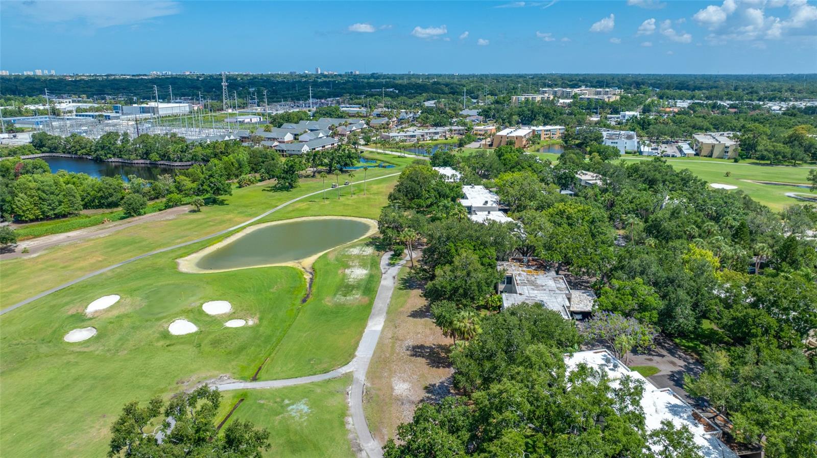 11 COUNTRY CLUB DR #11, LARGO, FL, 33771
