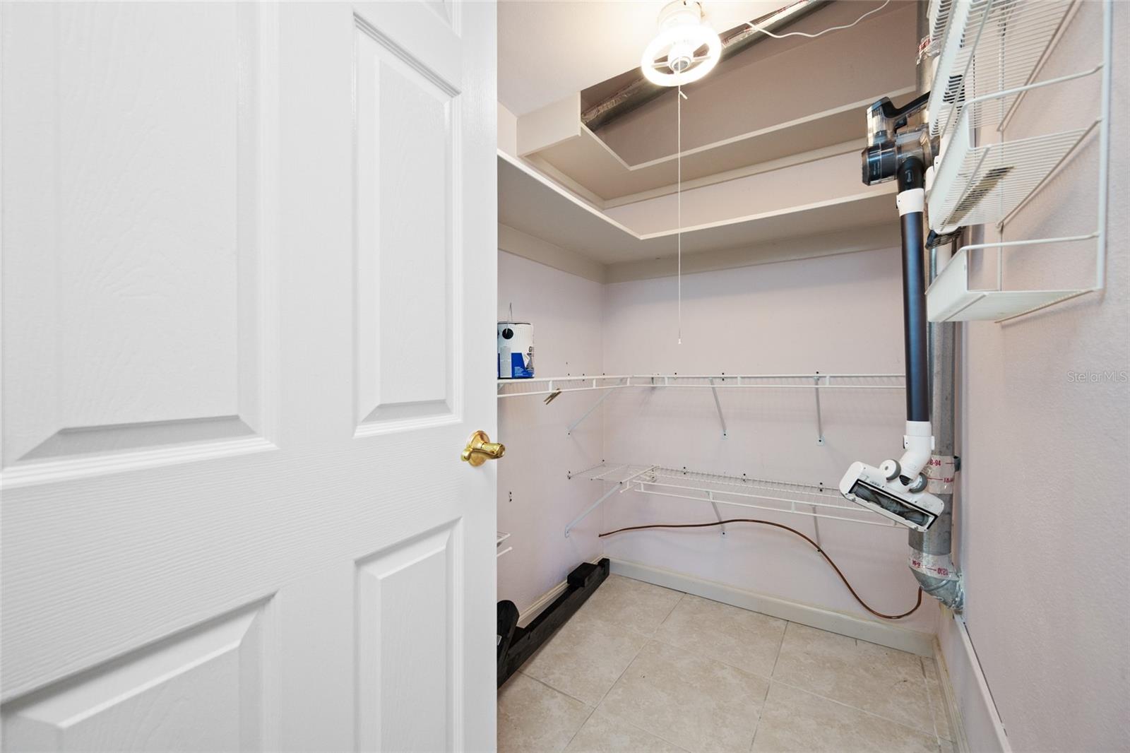 11 COUNTRY CLUB DR #11, LARGO, FL, 33771