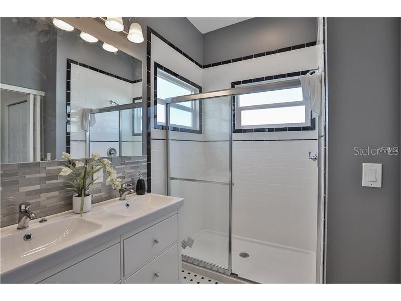 2204 GRANT ST, TAMPA, FL, 33605
