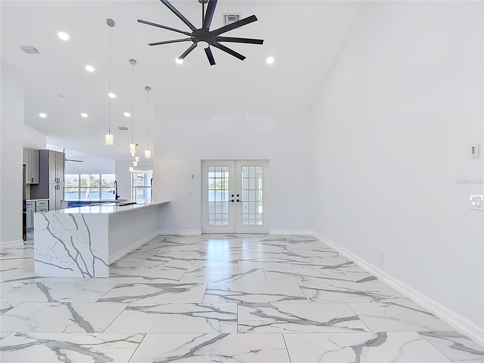2503 AVIATION PKWY, CAPE CORAL, FL, 33904