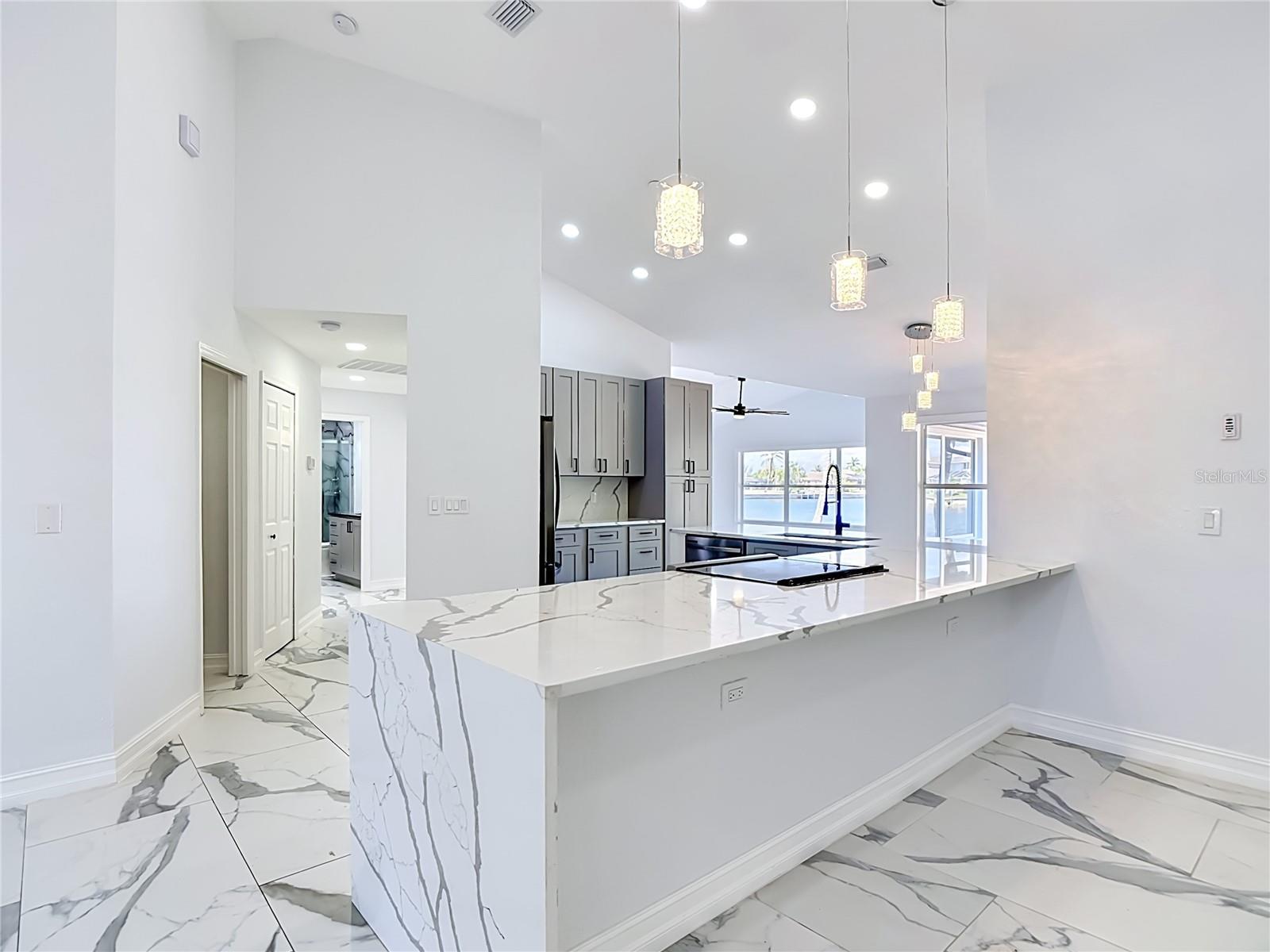 2503 AVIATION PKWY, CAPE CORAL, FL, 33904
